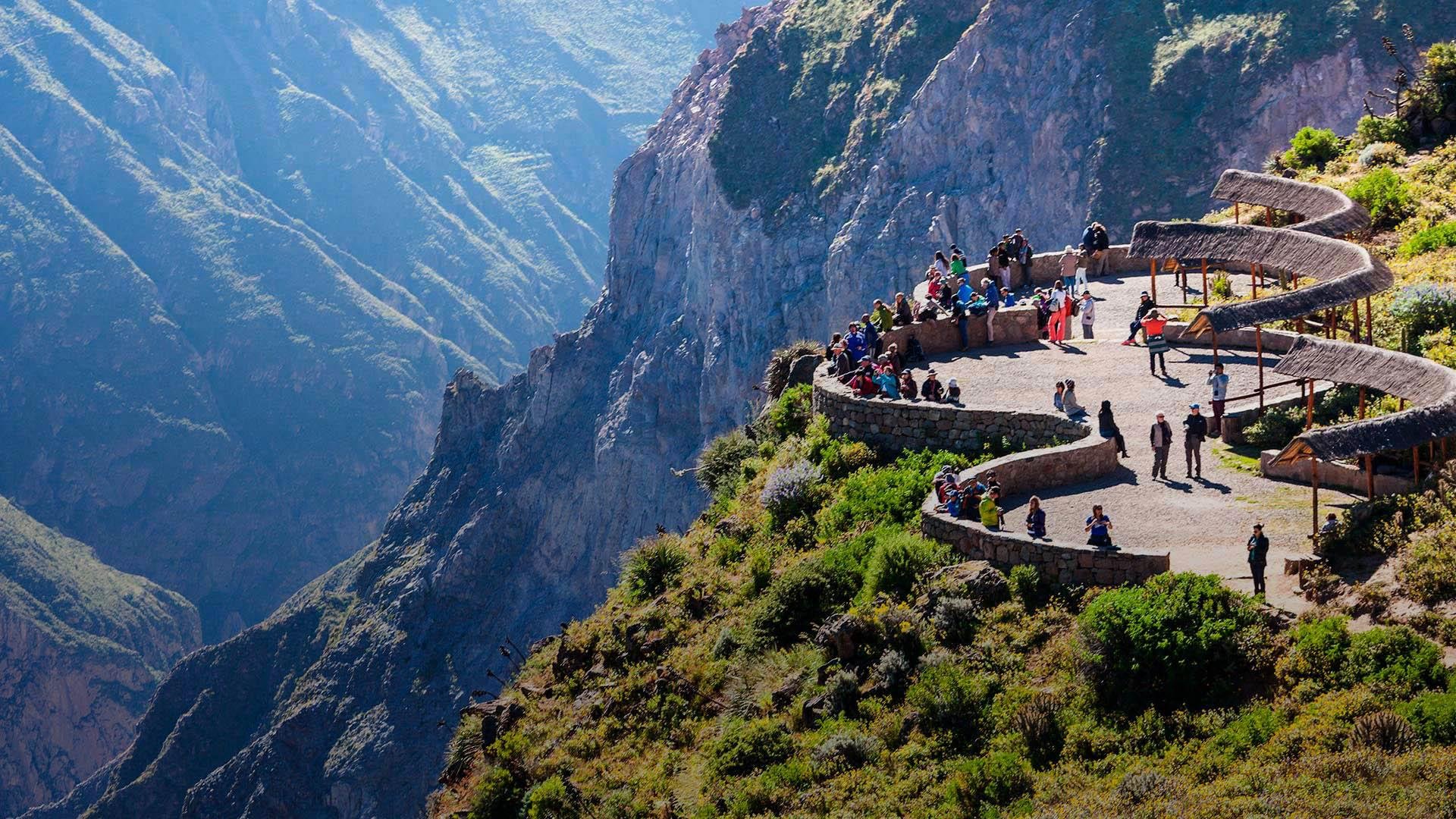 Colca Canyon 2-Day Adventure with Arequipa Transfer