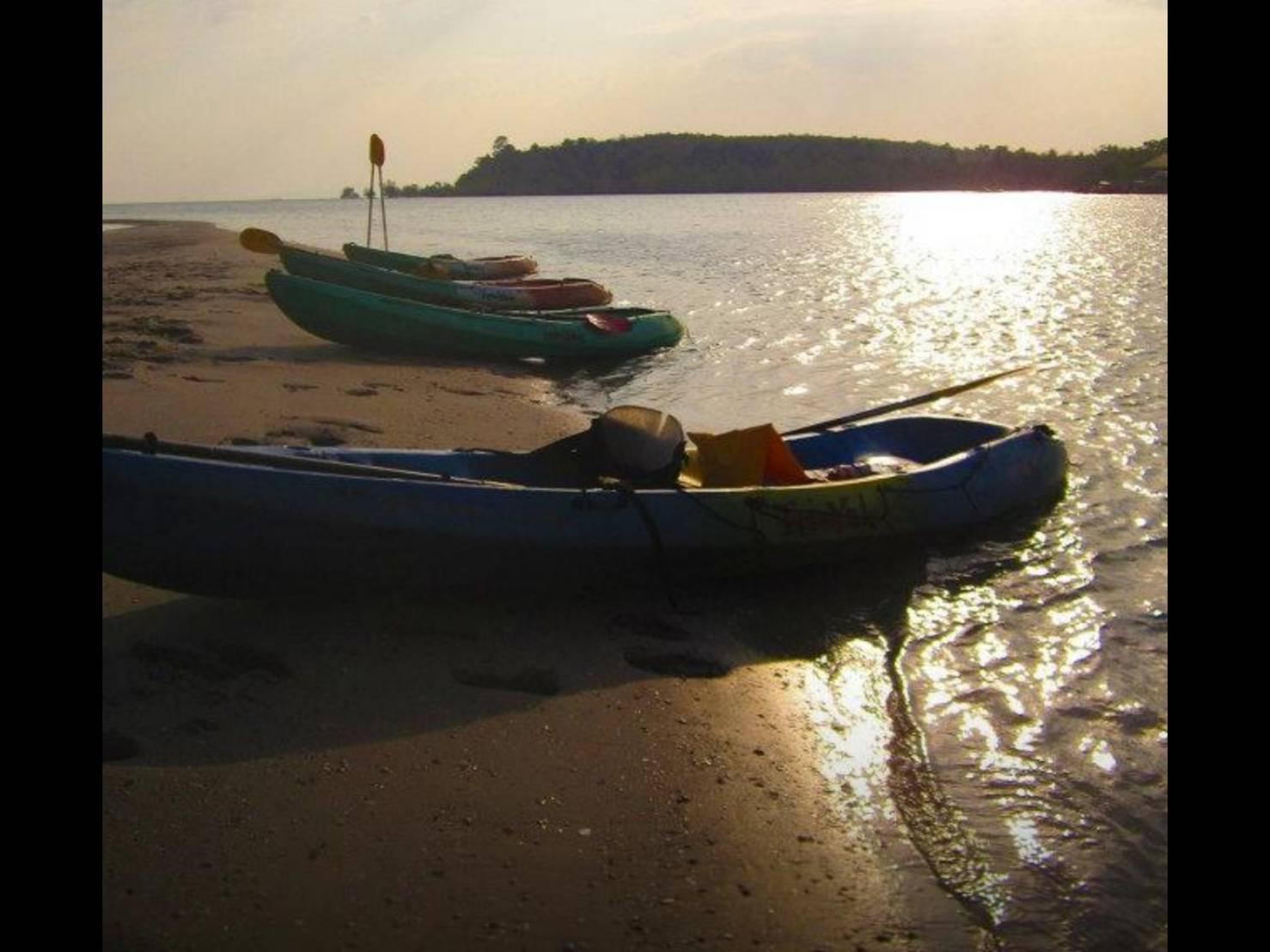 Ao Thalane Sunset Kayak Adventure (Max 10 People)