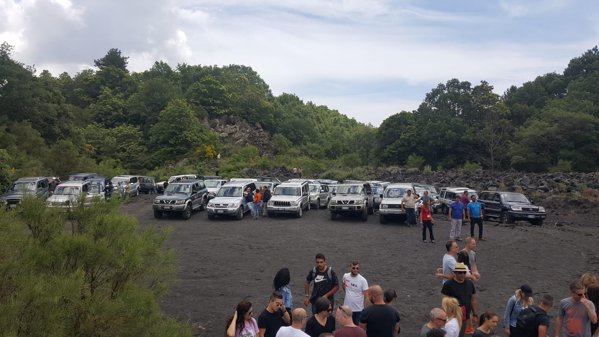 Etna 4x4 Jeep Tour from Catania and Taormina: Lava Cave, Lunch and Alcantara