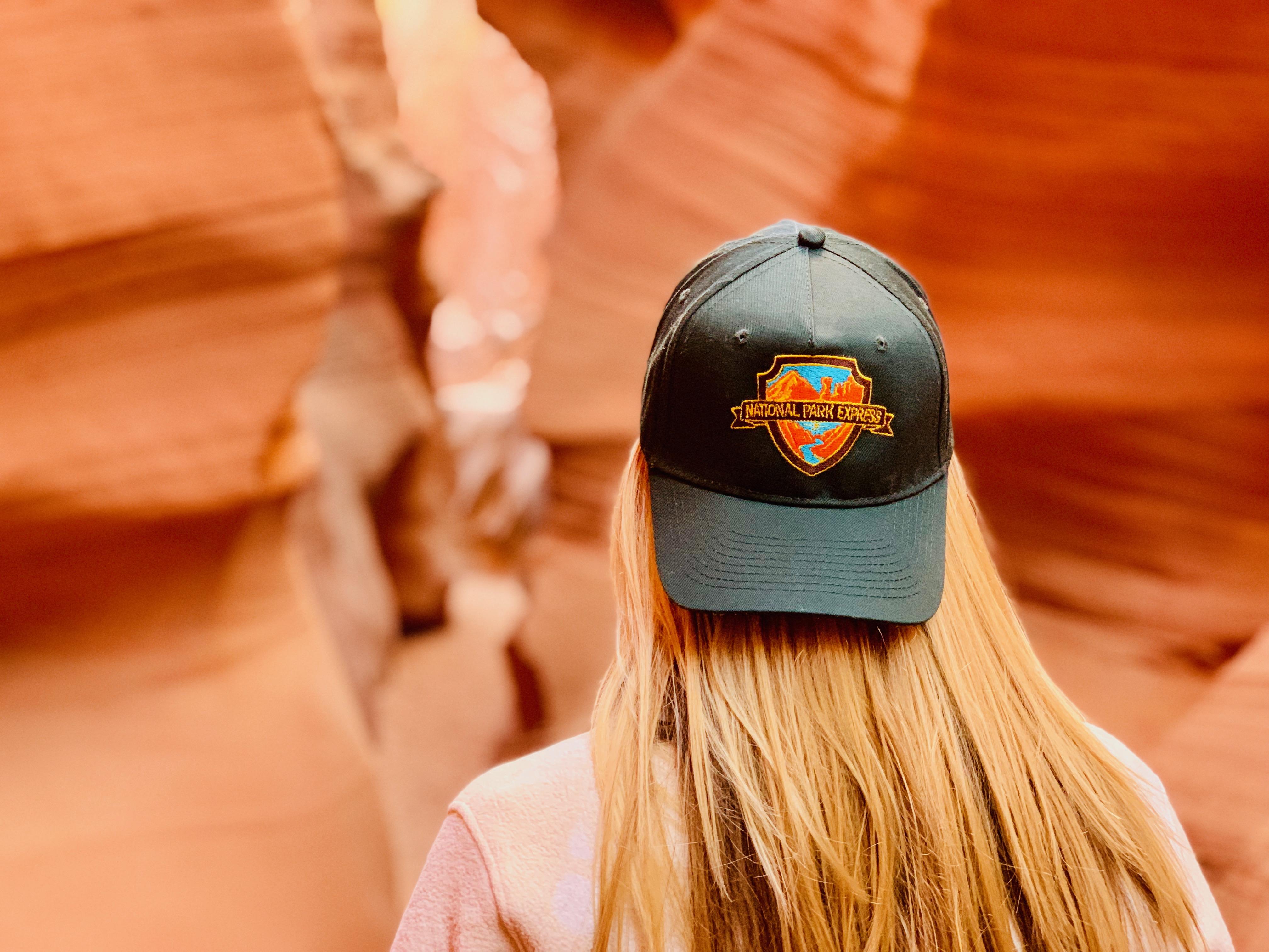 Upper Antelope Canyon light beams and sandstone walls — image 4