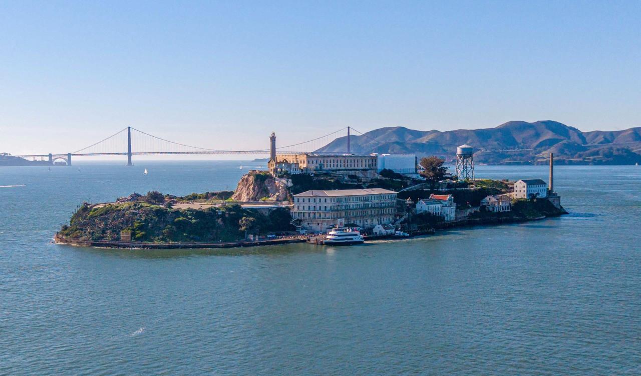 Traghetto ufficiale per Alcatraz Island e tour audio del blocco celle