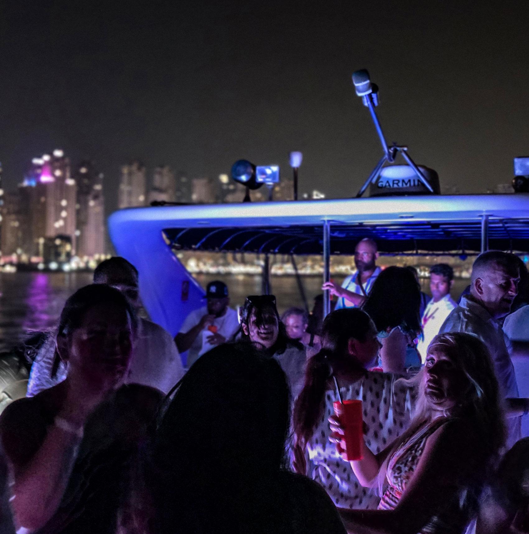 Dubai Marina Luxury Yacht Party – BBQ, Open Bar & Live DJ
