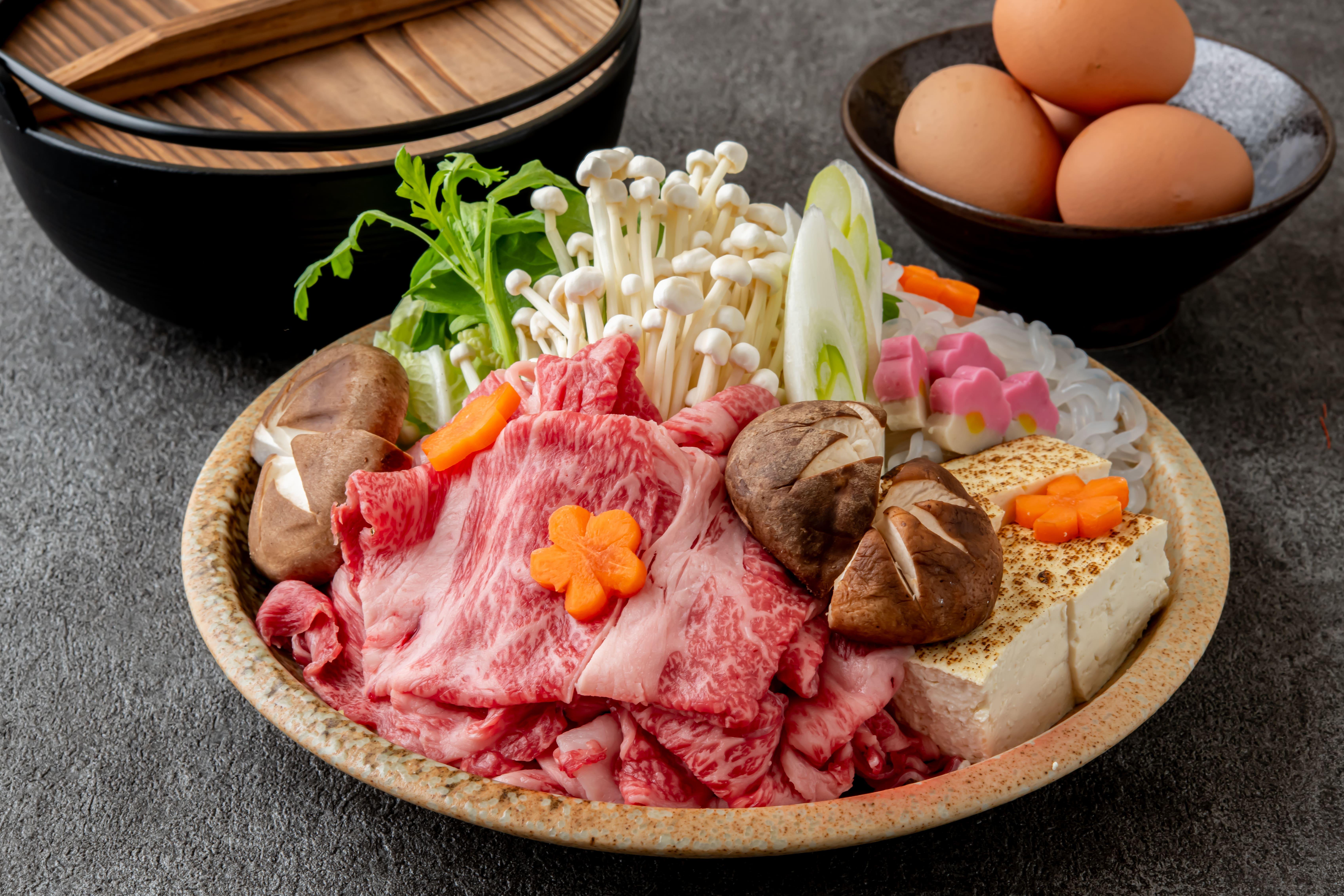 Osaka Sumo Show and Cultural Experience with Hot Pot
