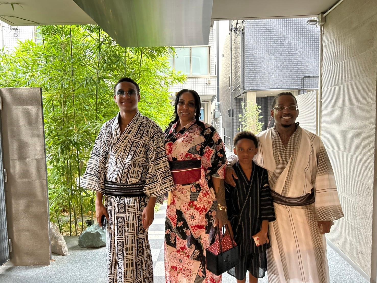 Asakusa Kimono Rental – Full-Day Traditional Dress Experience