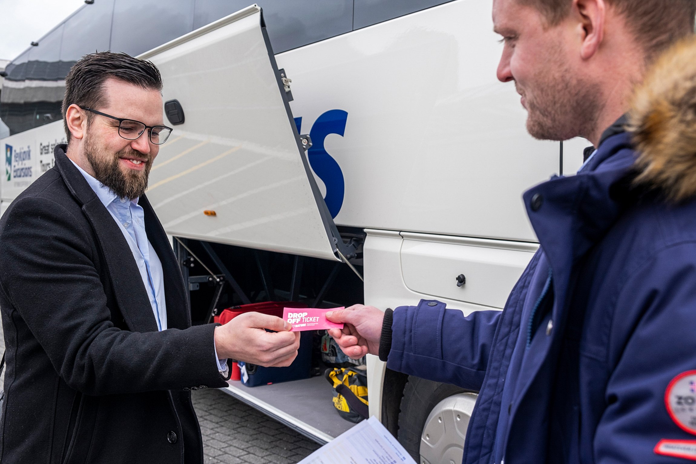 Keflavik Airport transfer bus to Reykjavik, Iceland — photo 9