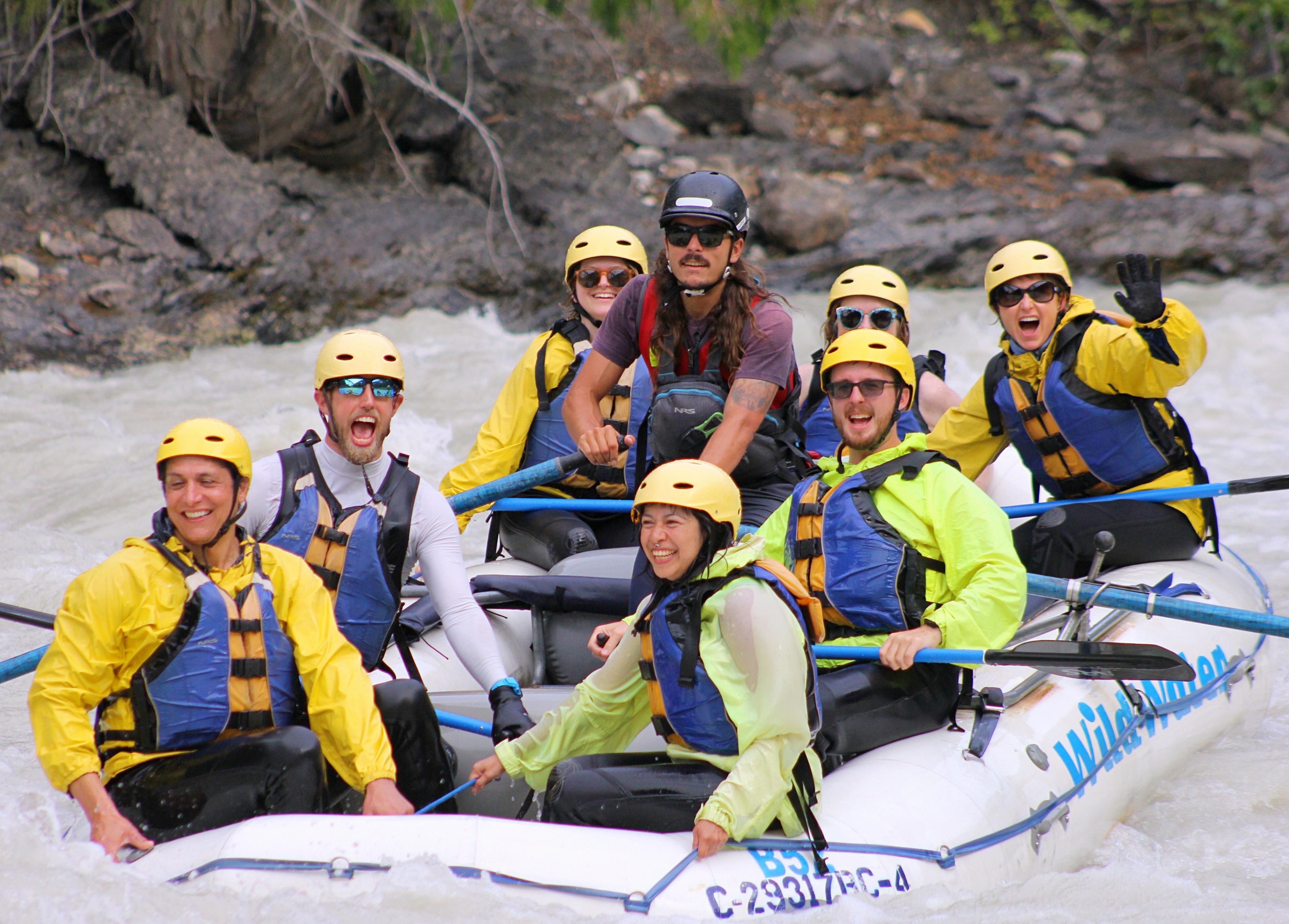 Kicking Horse River rafting trip with BBQ lunch — Canadian Rockies rafting (3)