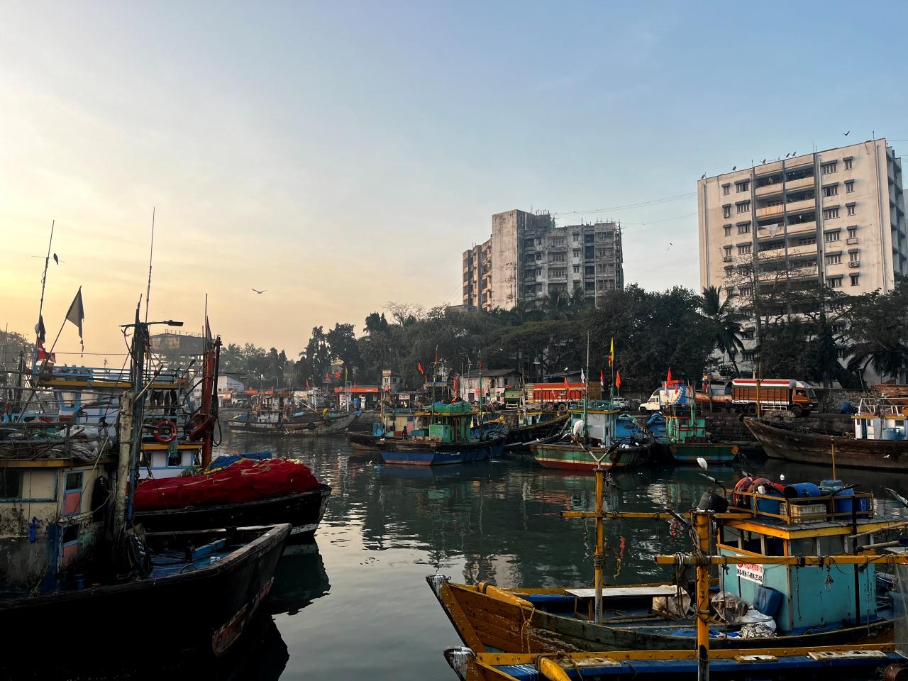 Private Mumbai Highlights & Dharavi Insight Tour