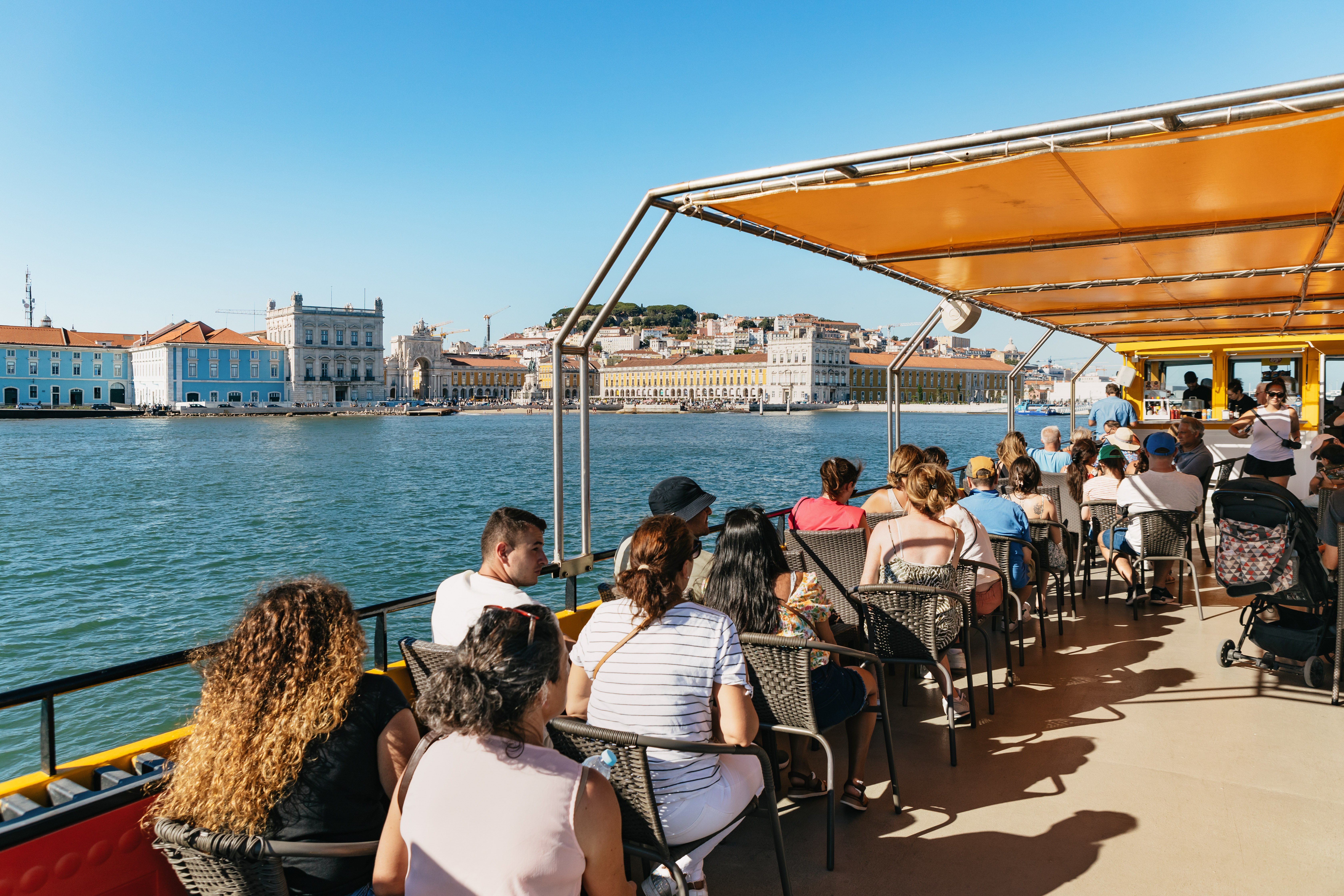 Lisbon 72/96-Hour Hop-On Hop-Off Bus, Tram & Boat Pass