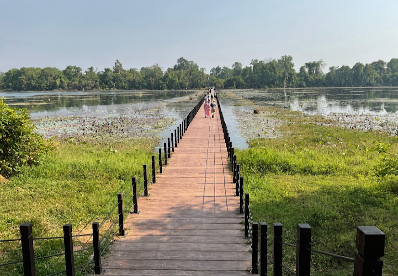 Siem Reap: Grand Circuit Temple Tour (Morning or Sunset)