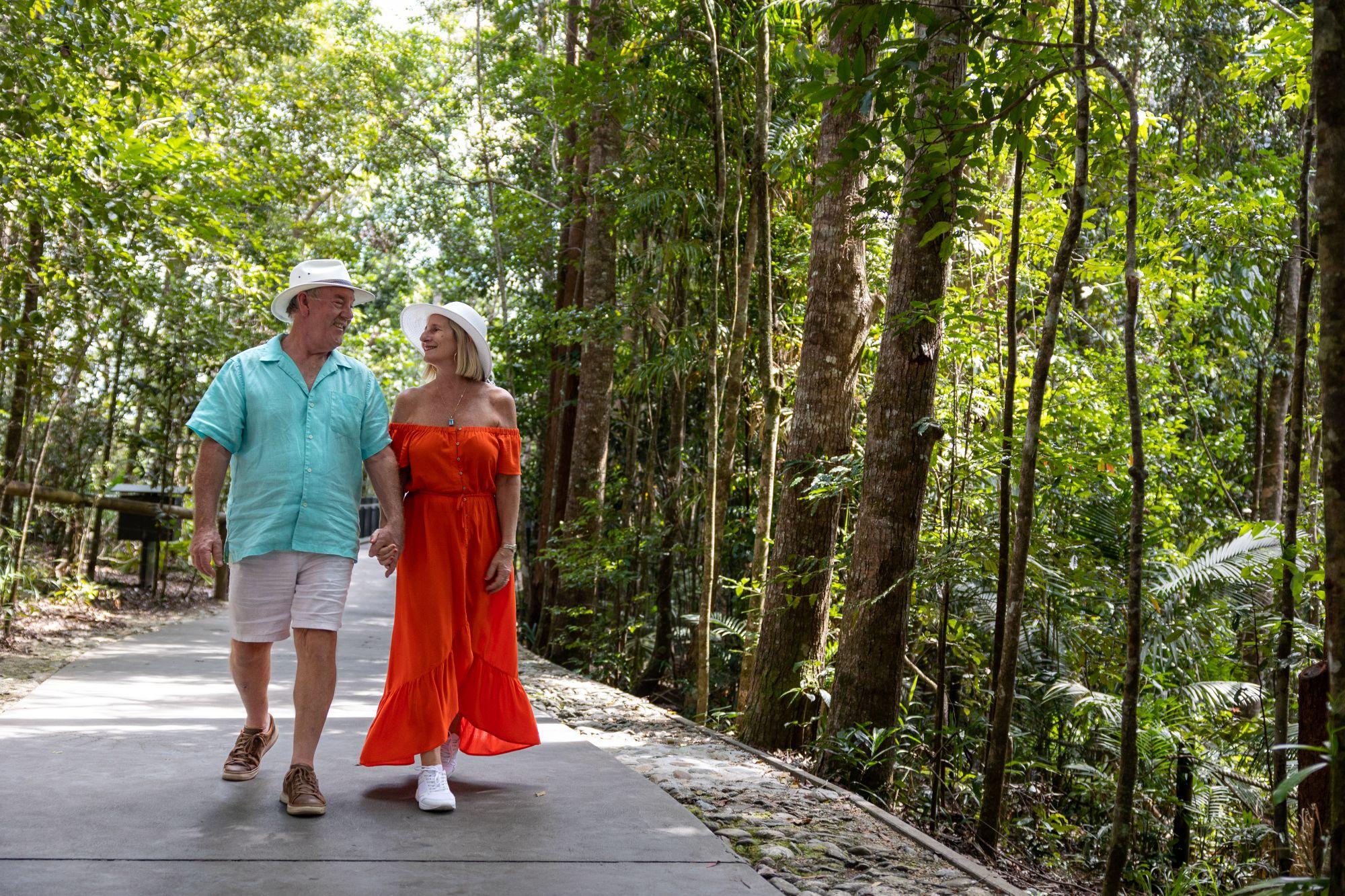 Kuranda Rainforest Day Trip: Skyrail Gondola & Scenic Train from Port Douglas
