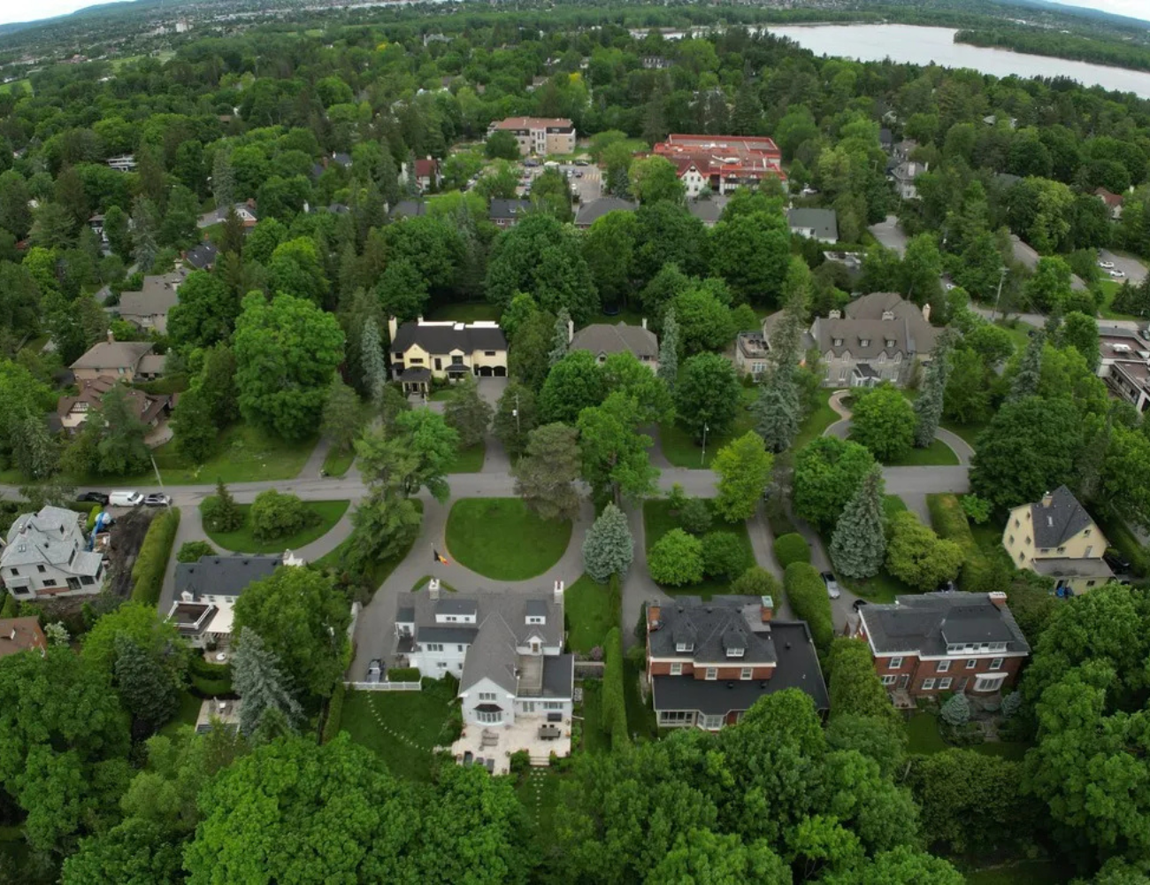 Rideau Hall & Rockcliffe Park Heritage Tour