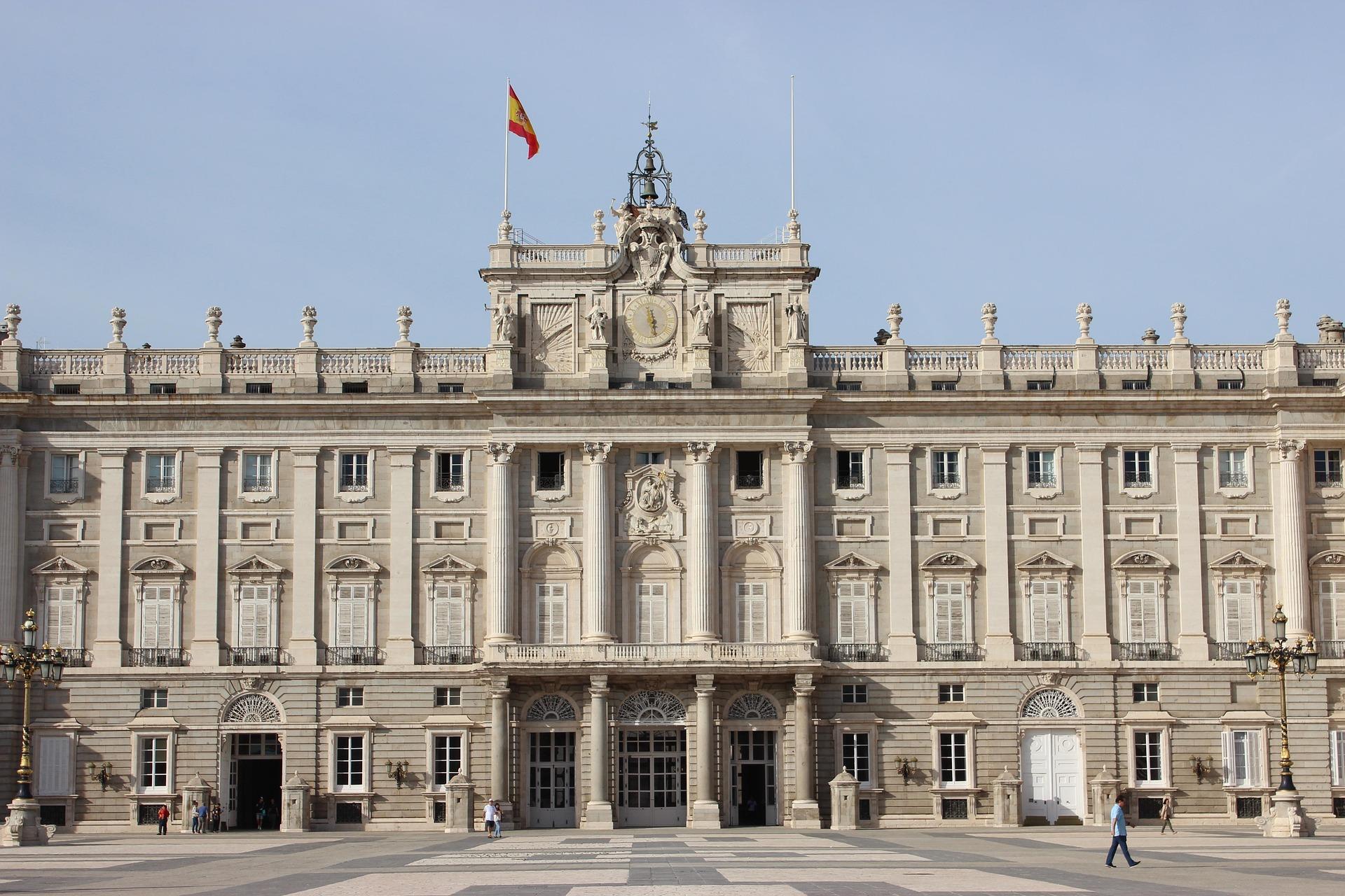 Private Madrid Old Town Walk with Tapas & Wine