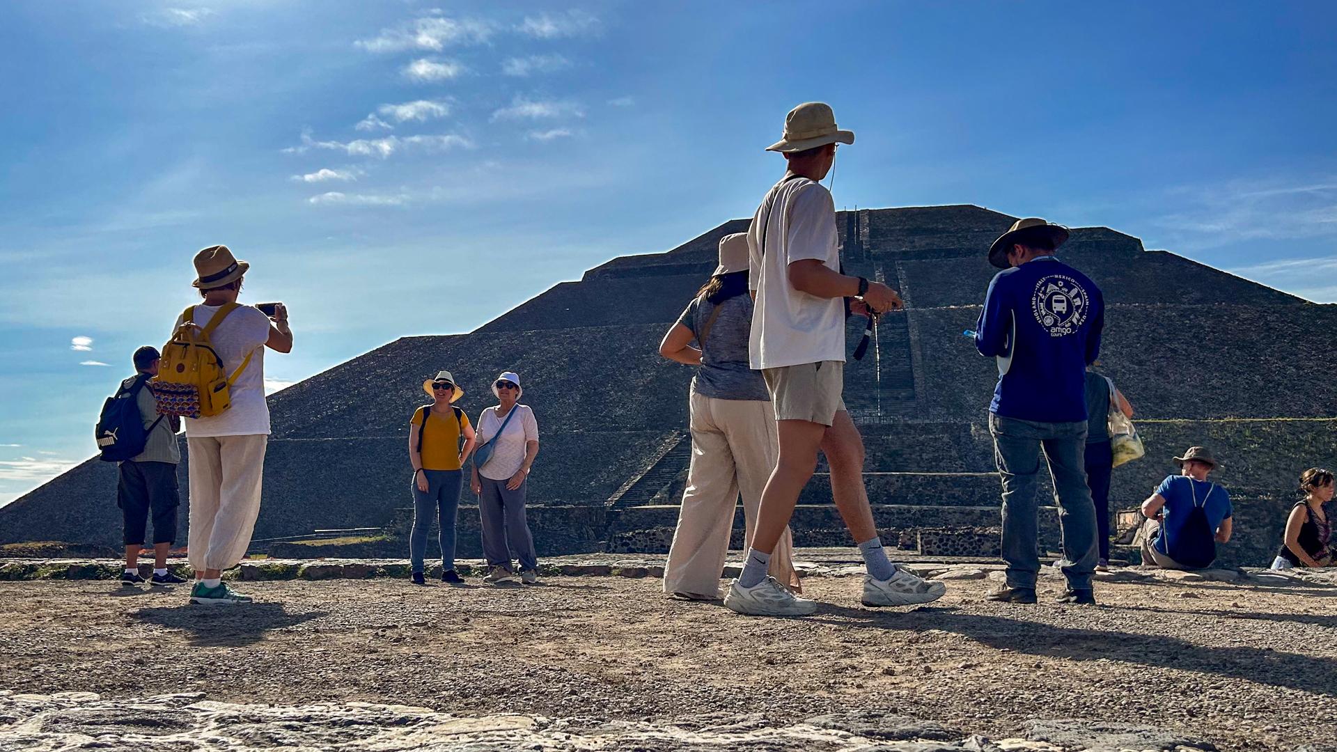 Teotihuacan Early Access Guided Tour