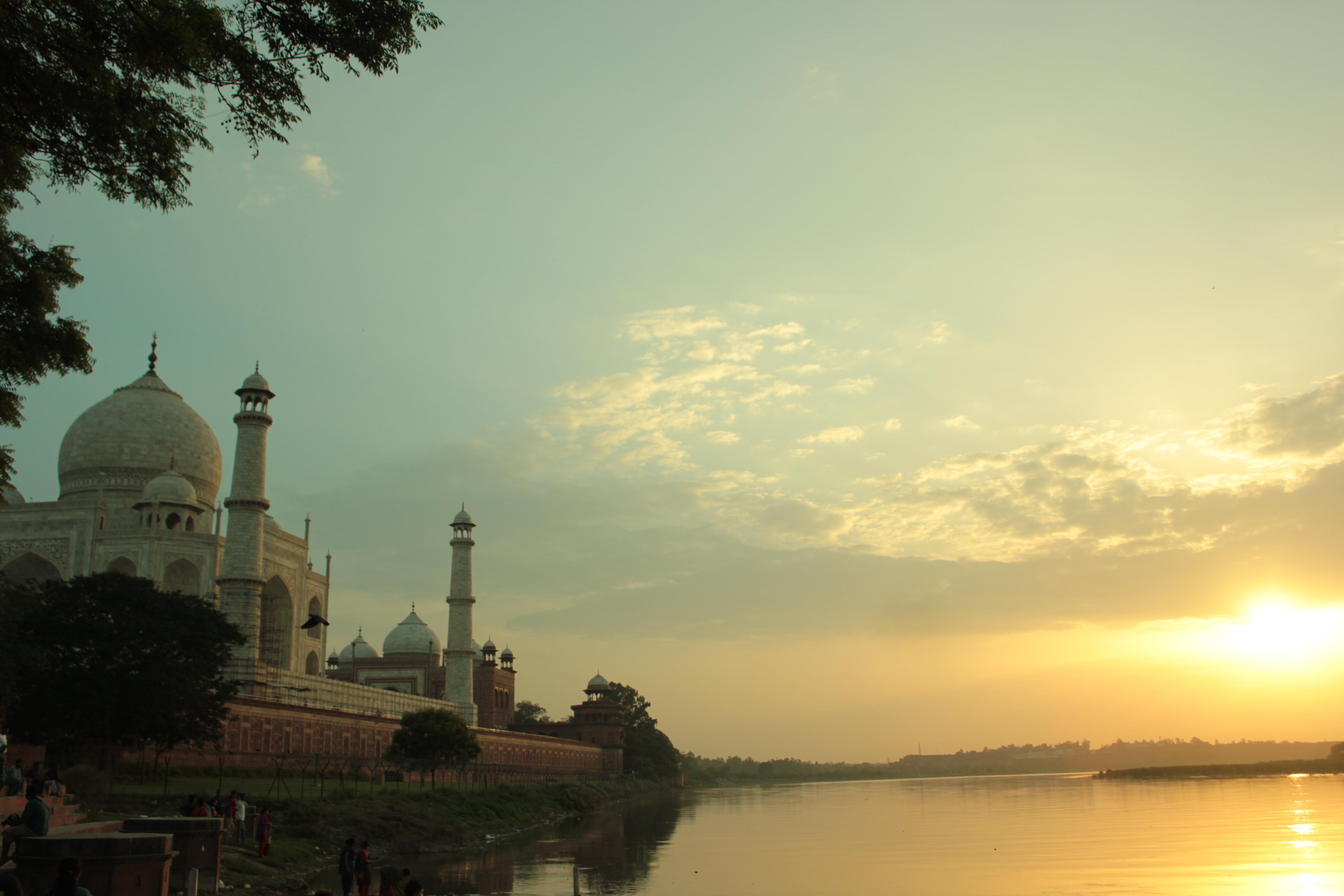Jaipur to Taj Mahal, Agra Fort & Baby Taj Private Day Trip