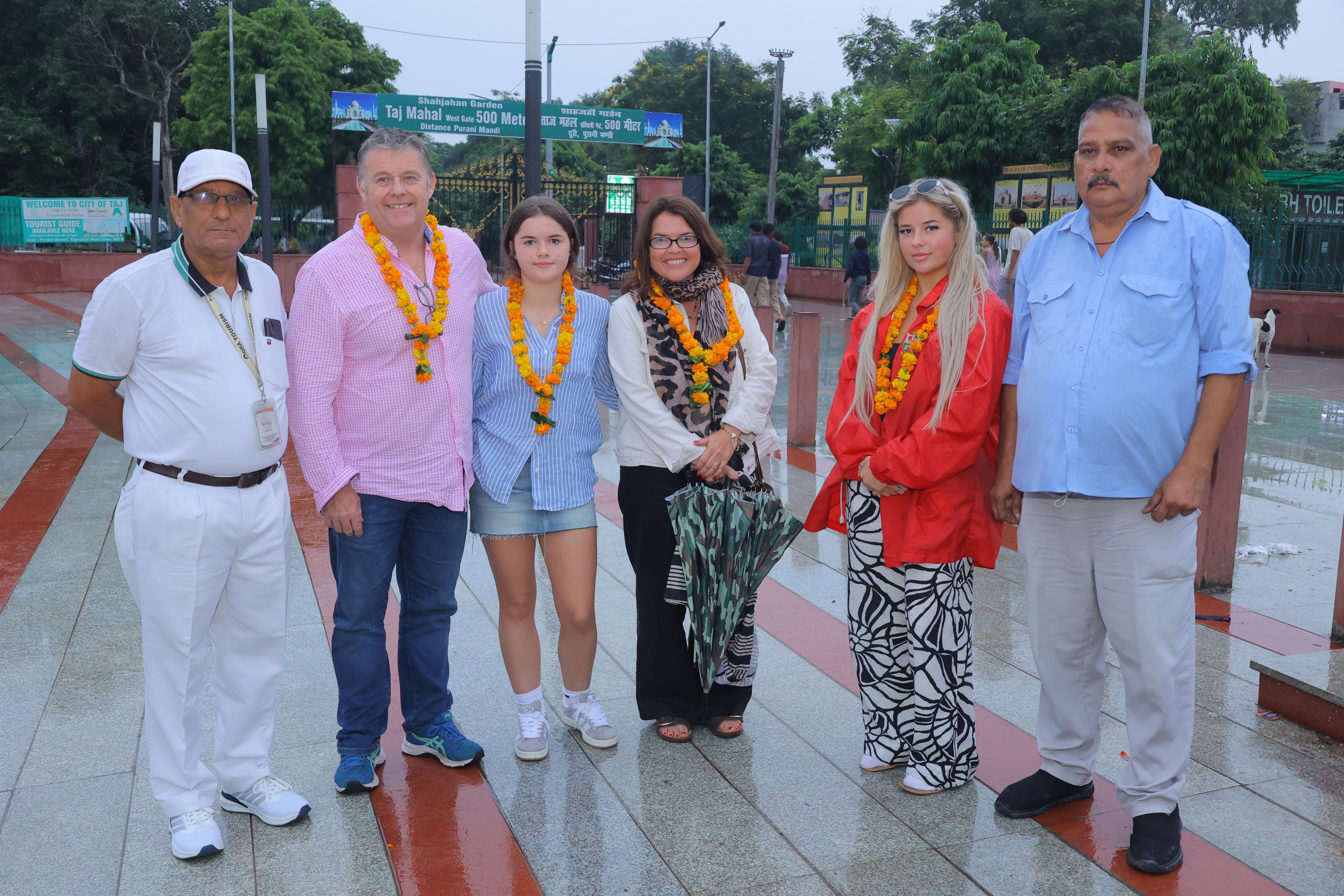 Delhi to Taj Mahal & Agra Private Day Tour with Marriott Lunch