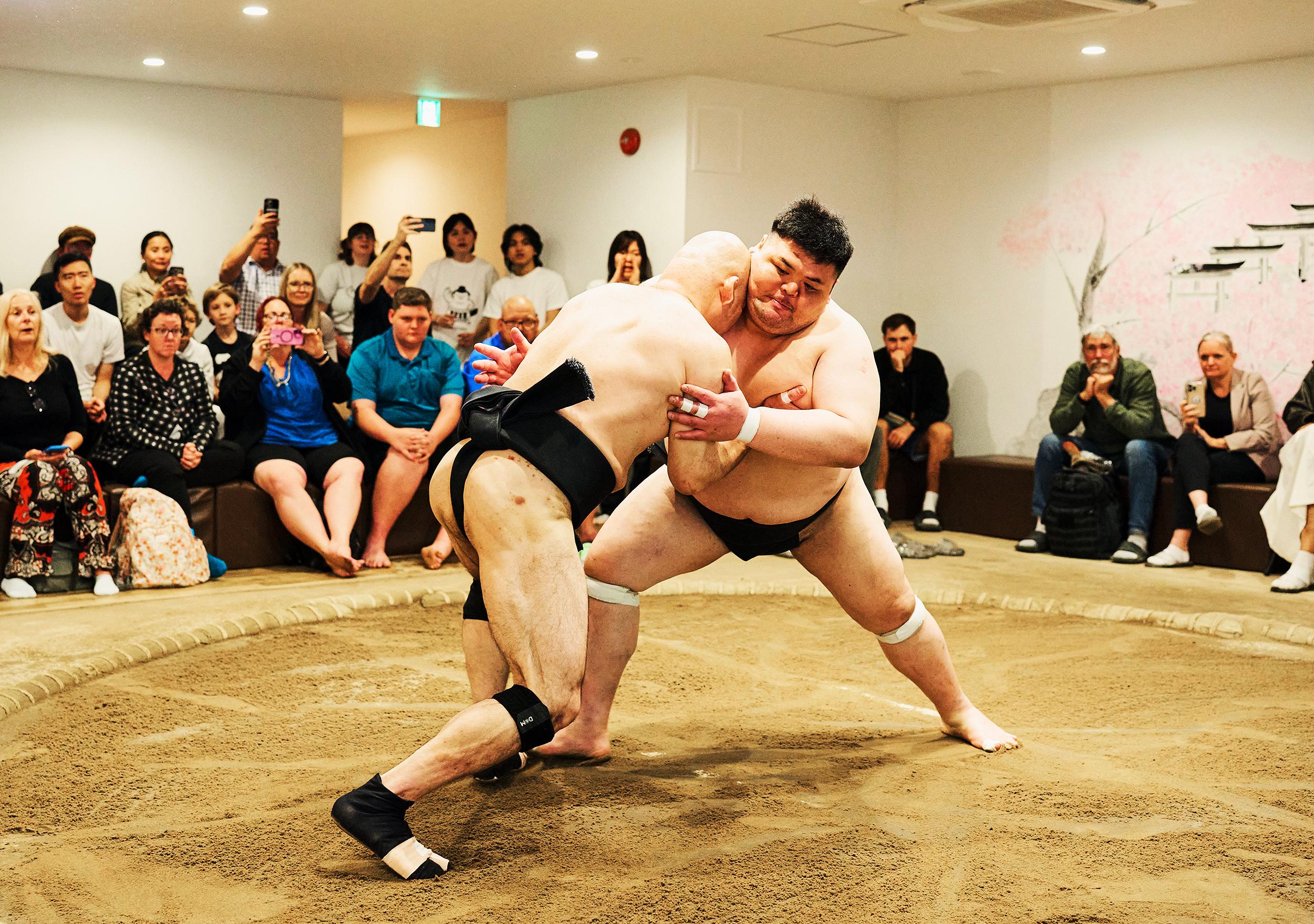 Osaka Sumo Show: Live Match, Rituals & Audience Challenge