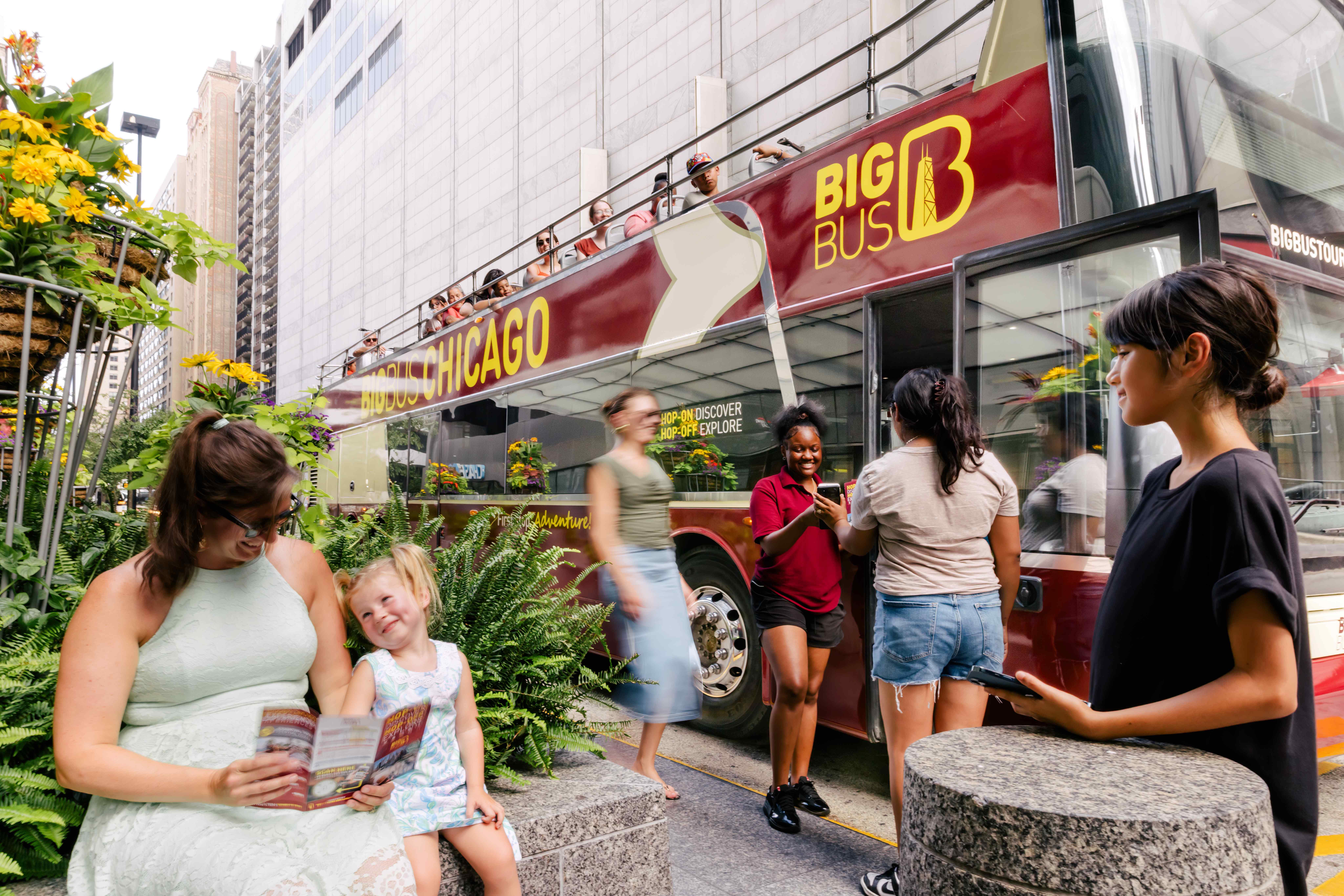 Chicago: Hop-on Hop-off Open-Top Bus Tour