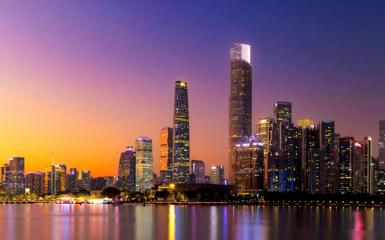 Pearl River Evening Cruise with Skyline Views