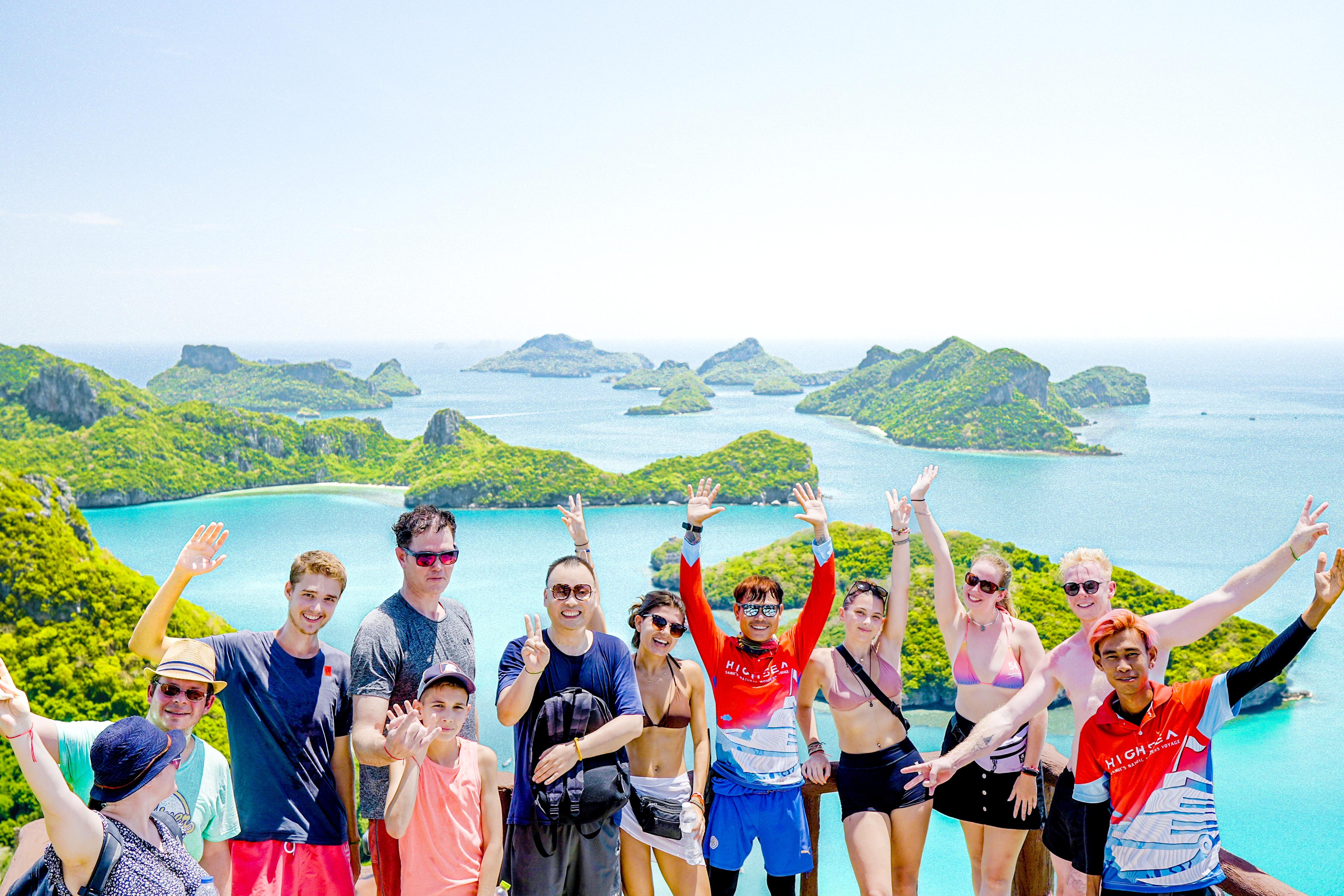 Mu Ko Ang Thong National Park Cruise & Optional Kayaking