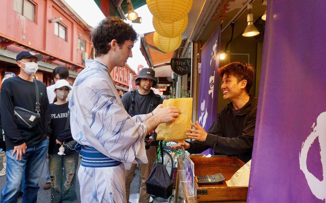 Asakusa Kimono Rental – Full-Day Traditional Dress Experience