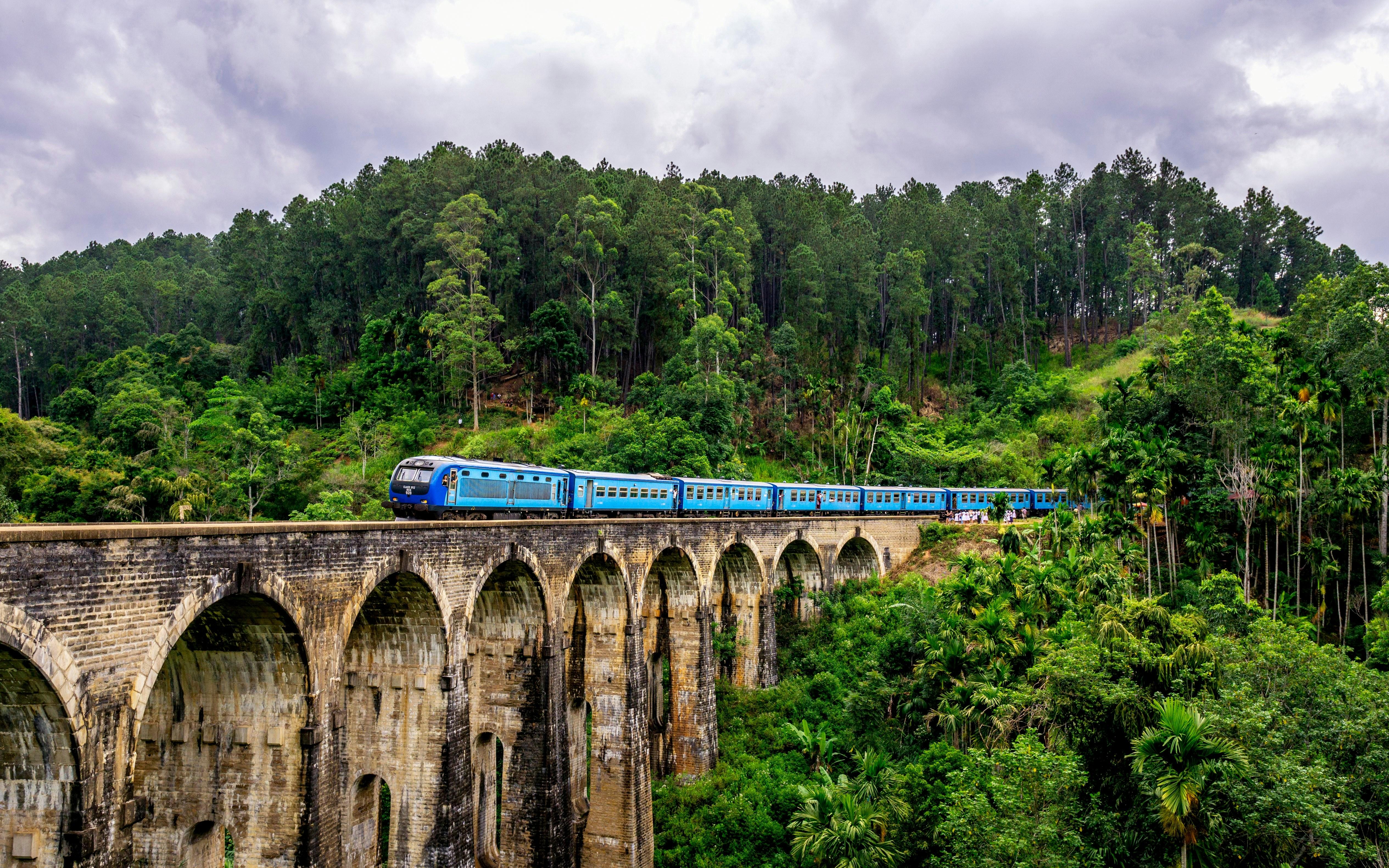 7-Day Private Sri Lanka Highlights Chauffeur Tour