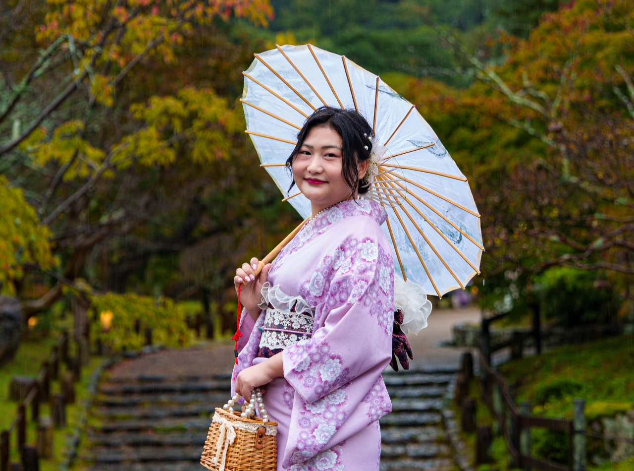 Kyoto: Vestimenta Tradicional com Kimono e Sessão de Fotos Privada