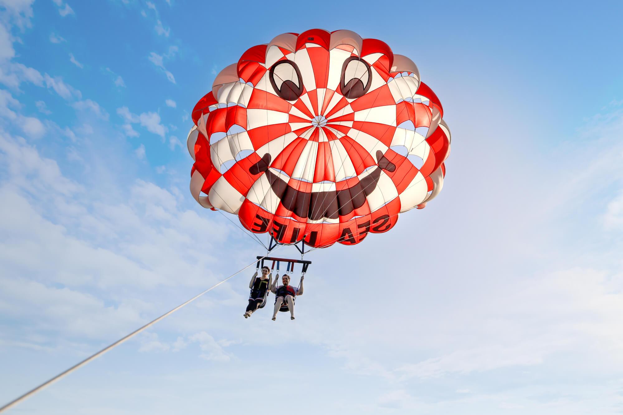 Dubai Parasailing: Soar Over Palm Jumeirah & JBR