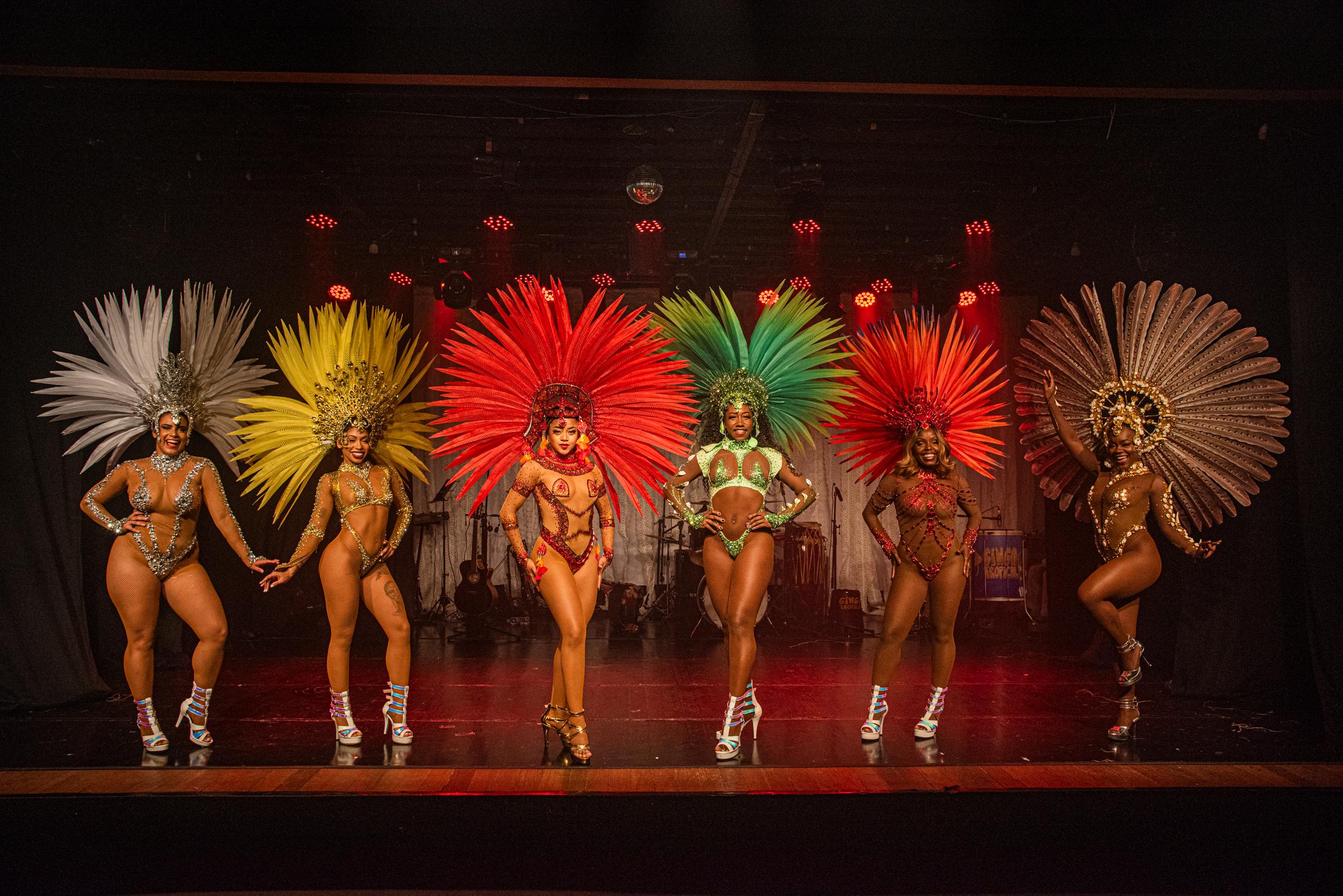 Ginga Tropical: Samba & Brazilian Folklore Show in Rio