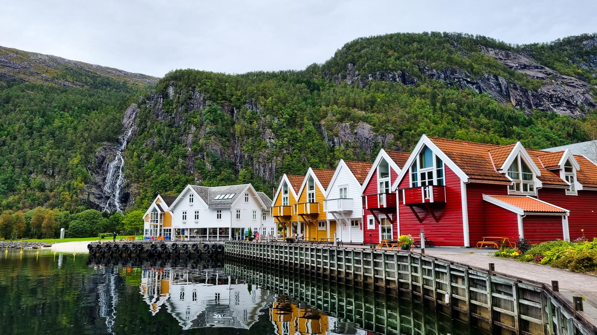 Mostraumen fjord cruise from Bergen — Osterfjord and the Mostraumen strait — image 16