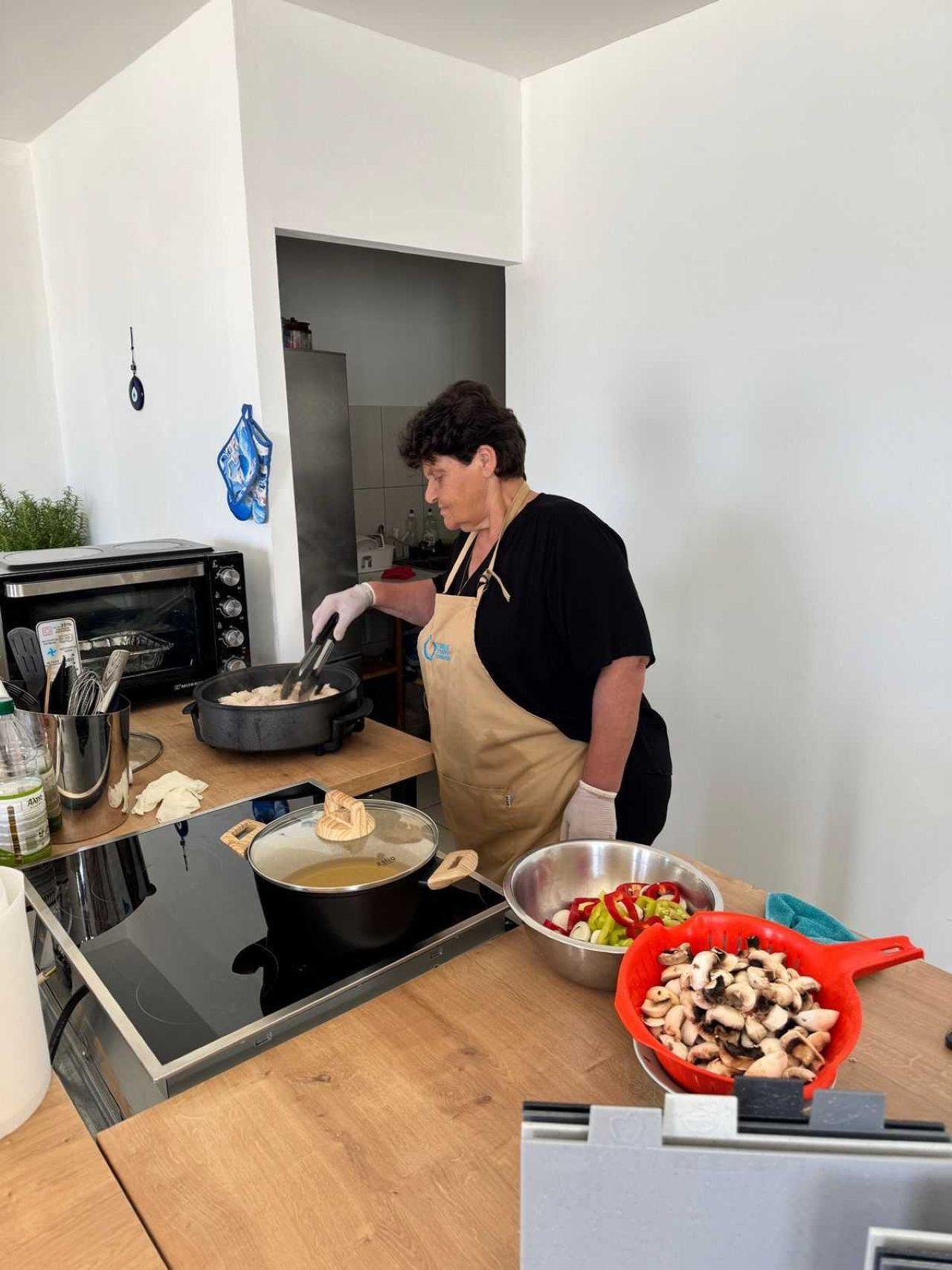 Mykonos Small-Group Cooking Class with Sunset Option
