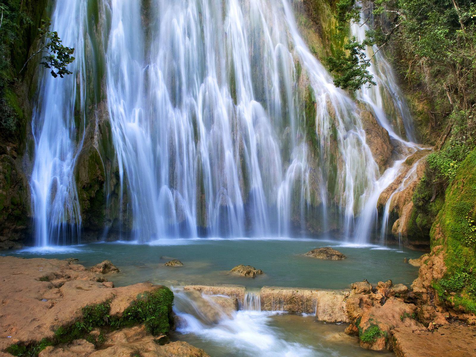Samaná Peninsula, El Limón Waterfall & Bacardi Island