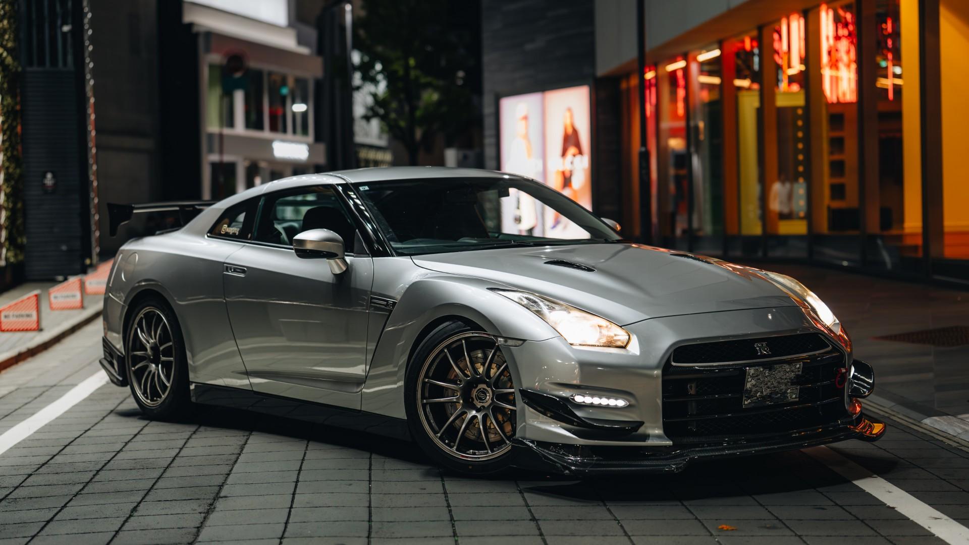 Tokyo: GTR Guided Daikoku Experience at Night