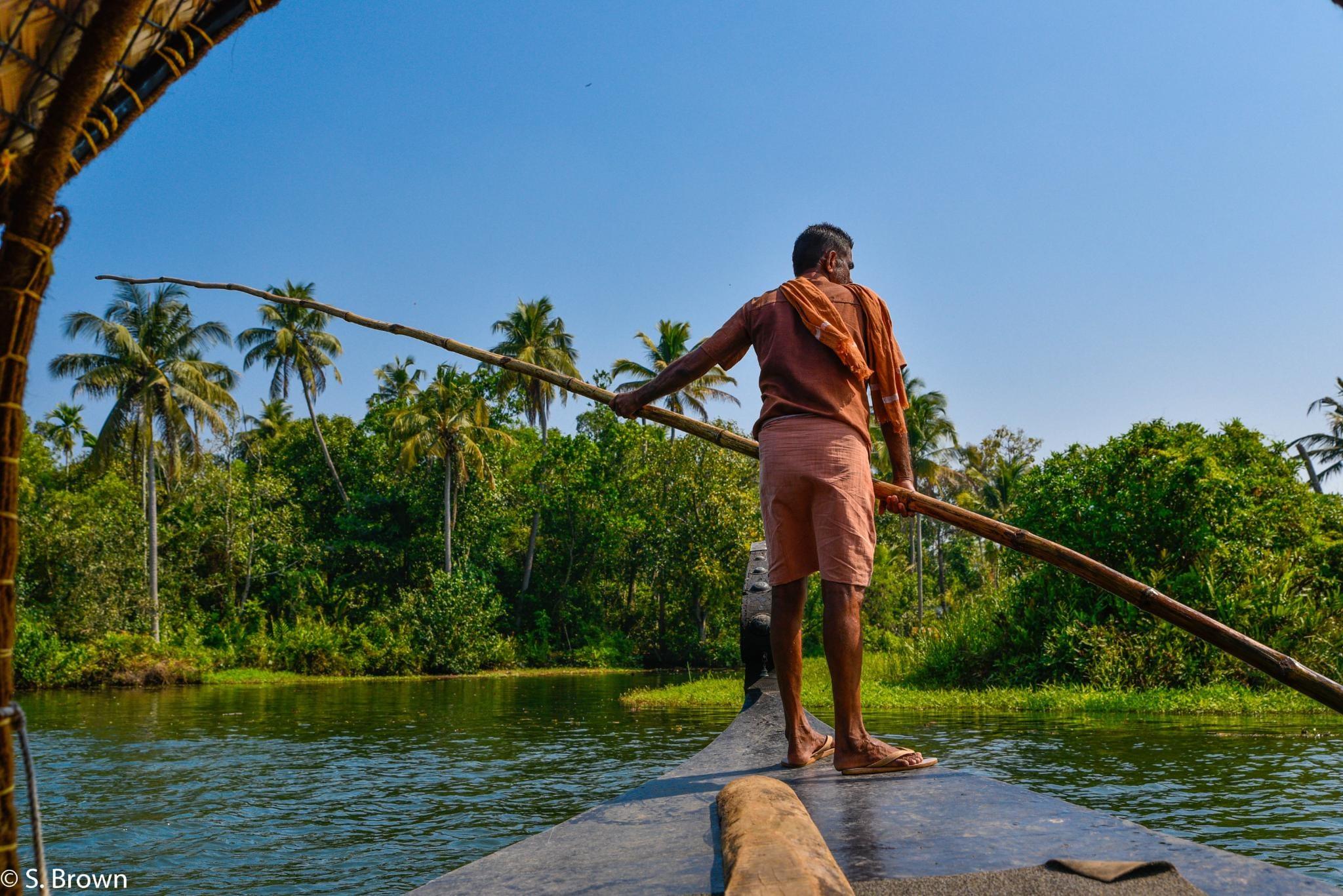 Kerala Backwater Village Punting Cruise with Lunch