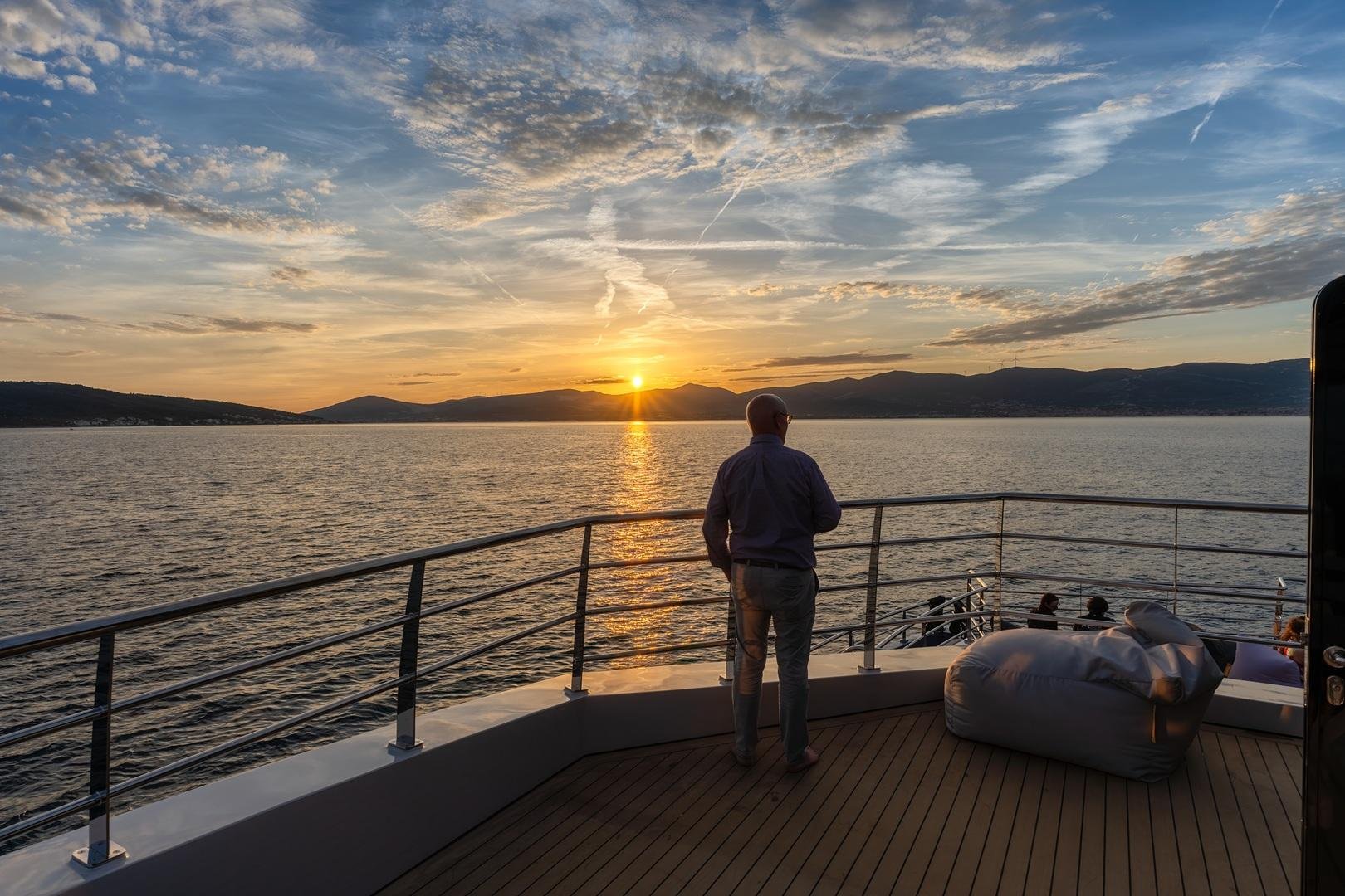 Split: Premium Sunset Catamaran Yacht Cruise