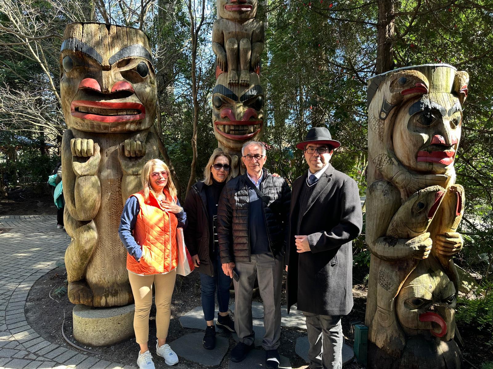 Private Vancouver & North Shore Custom Tour with Luggage Transfer