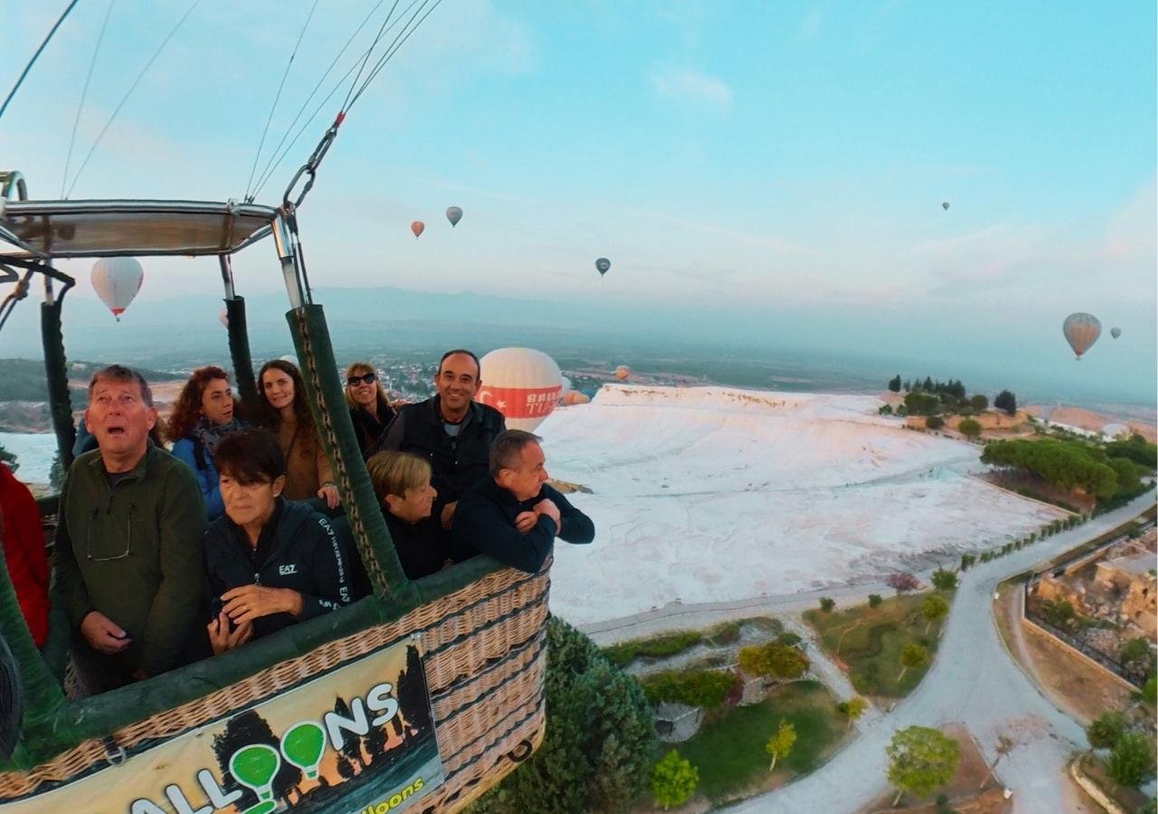 Pamukkale Sunrise Hot Air Balloon Experience