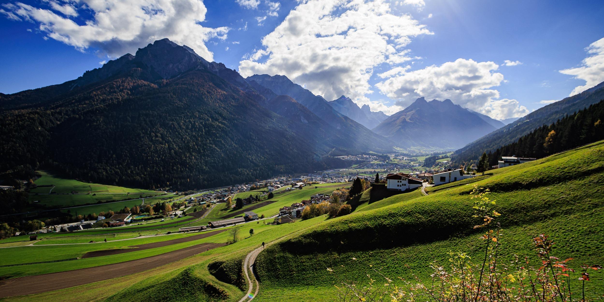 Premium E-Bike Alpine Huts Tour from Innsbruck