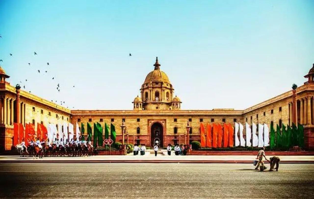 Private Luxury Full-Day Tour of Old & New Delhi