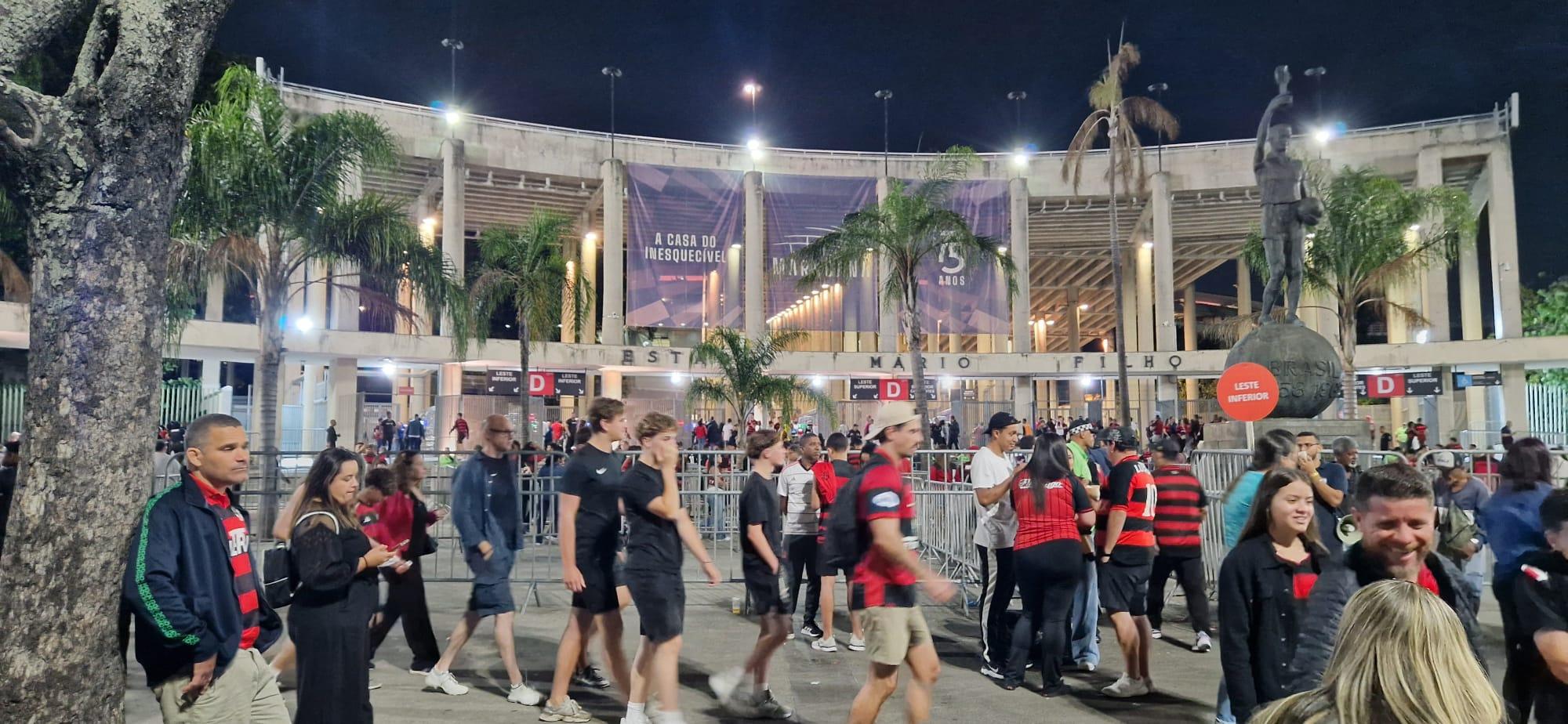 Rio de Janeiro: Live Football Match Experience at Maracanã Stadium