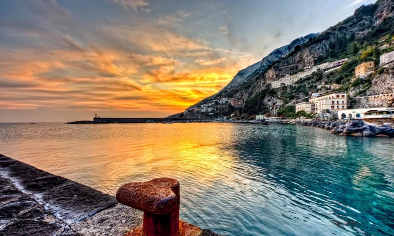 Amalfi Coast Luxury Sunset Boat Tour