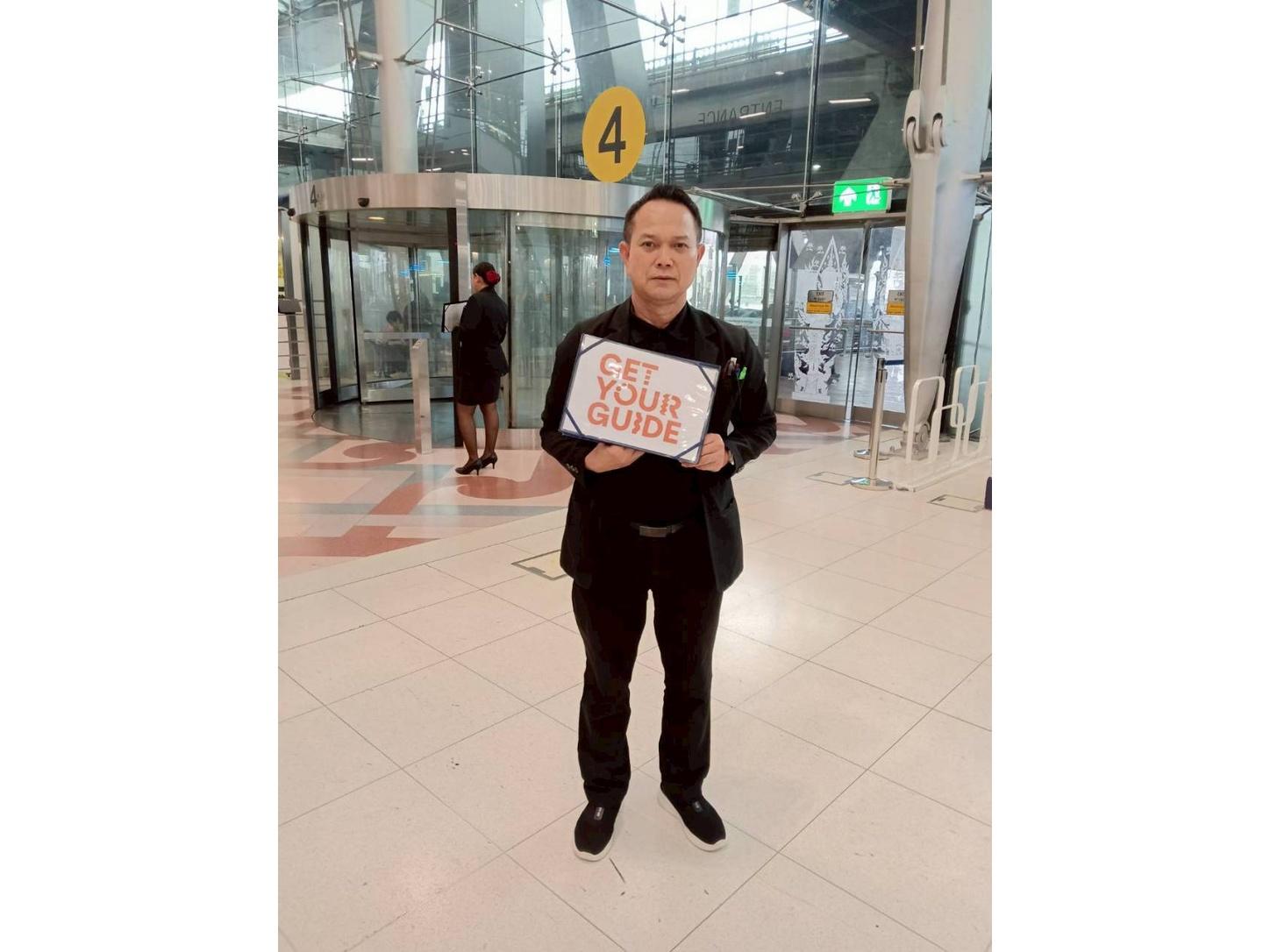 Bangkok Suvarnabhumi Airport: Private Hotel Transfer with Tollway