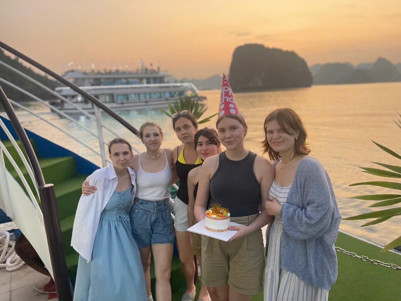 Ha Long Bay Full-Day Cruise from Hanoi: Caves, Kayaking & Sunset Party