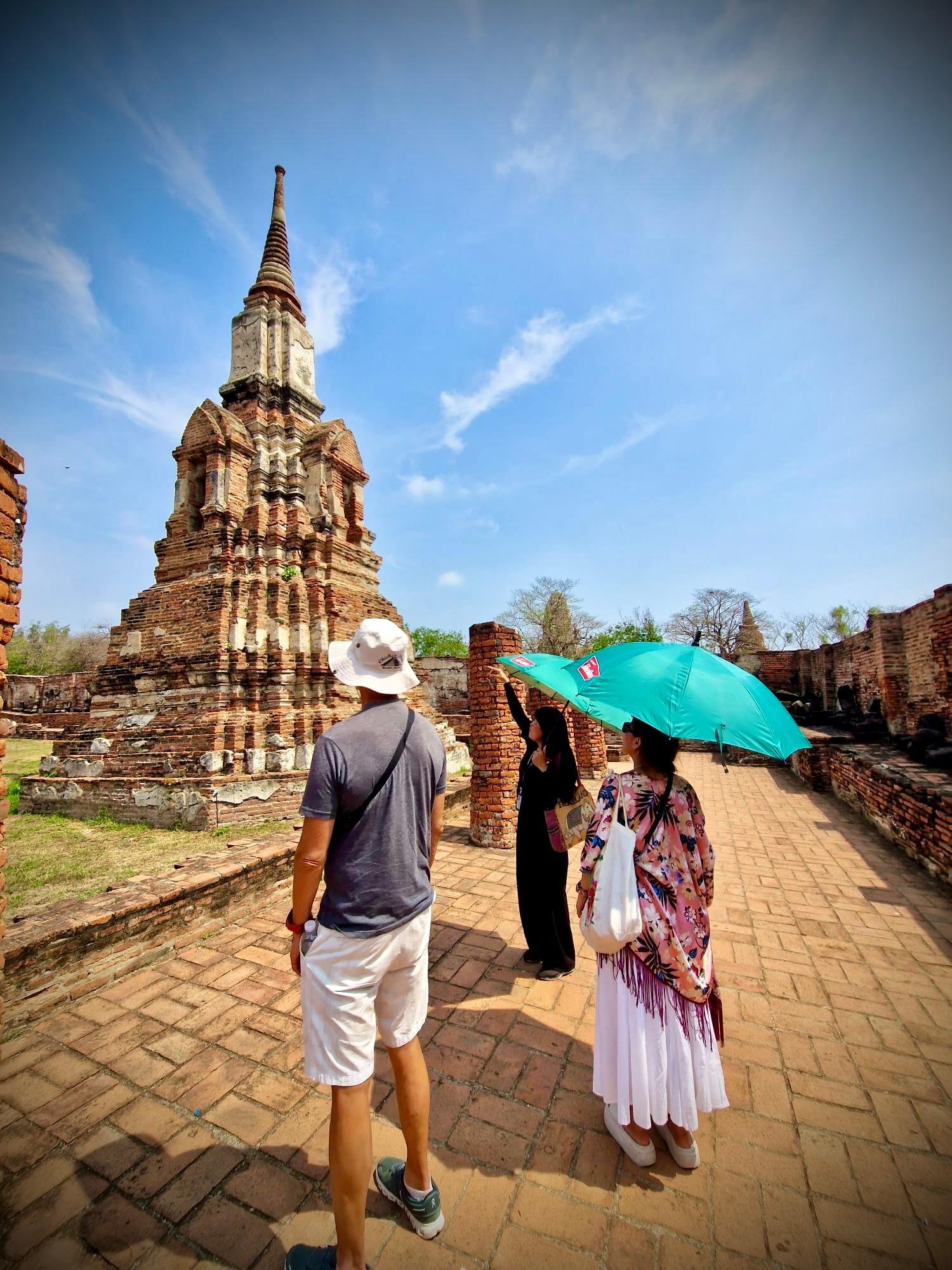 Bangkok to Ayutthaya Day Trip with Boat Ride & Temple Tickets