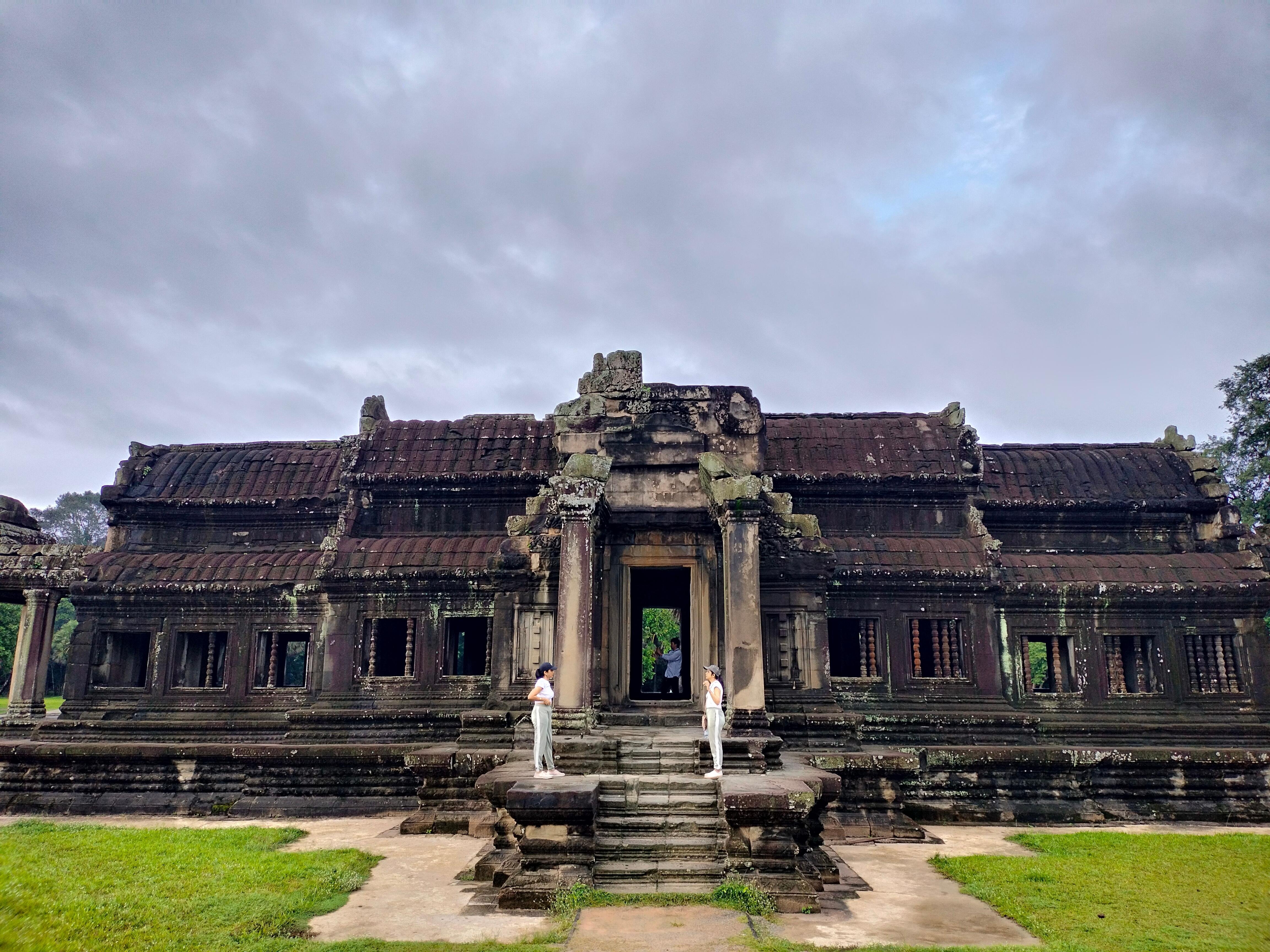 Private Angkor Wat Sunrise & Temples Discovery