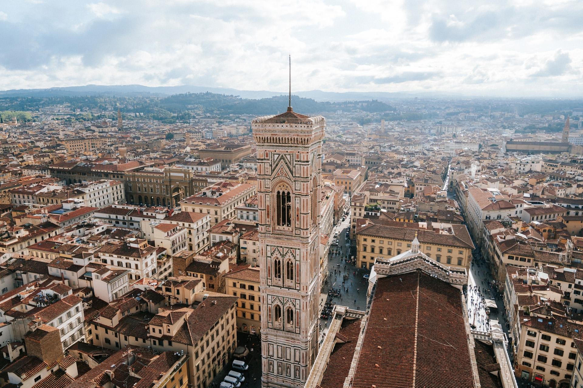 David & Duomo VIP Tour with Exclusive Terrace Access & Dome