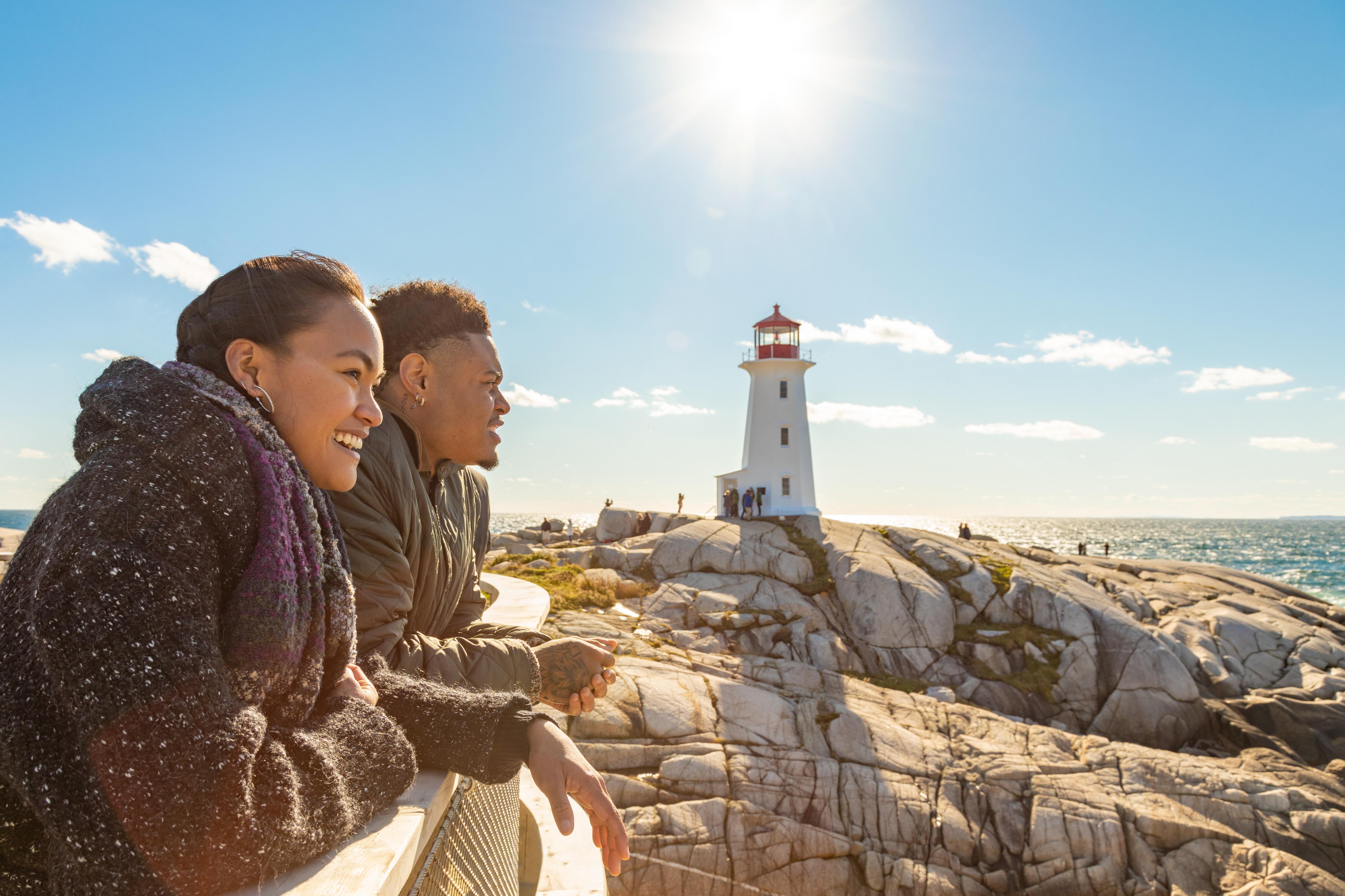 Peggy's Cove Lighthouse Express Tour from Halifax