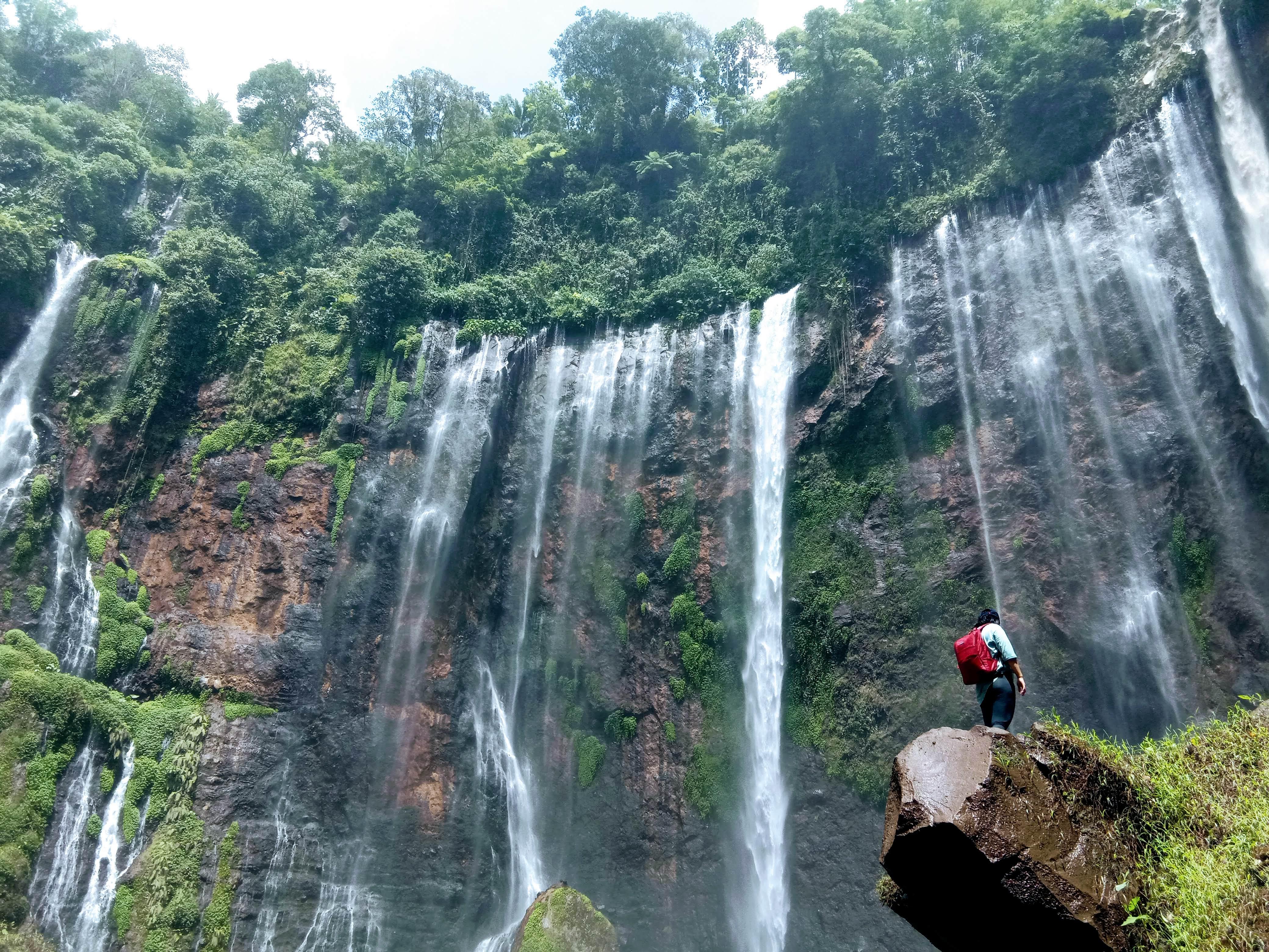 Malang: Mount Bromo Sunrise & Tumpak Sewu Waterfall Tour