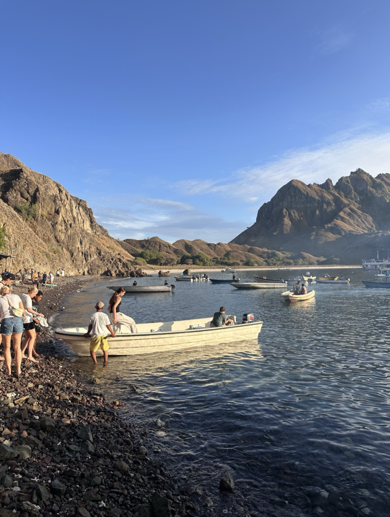 Labuan Bajo: 3-Day Komodo Island Phinisi Sailing Adventure