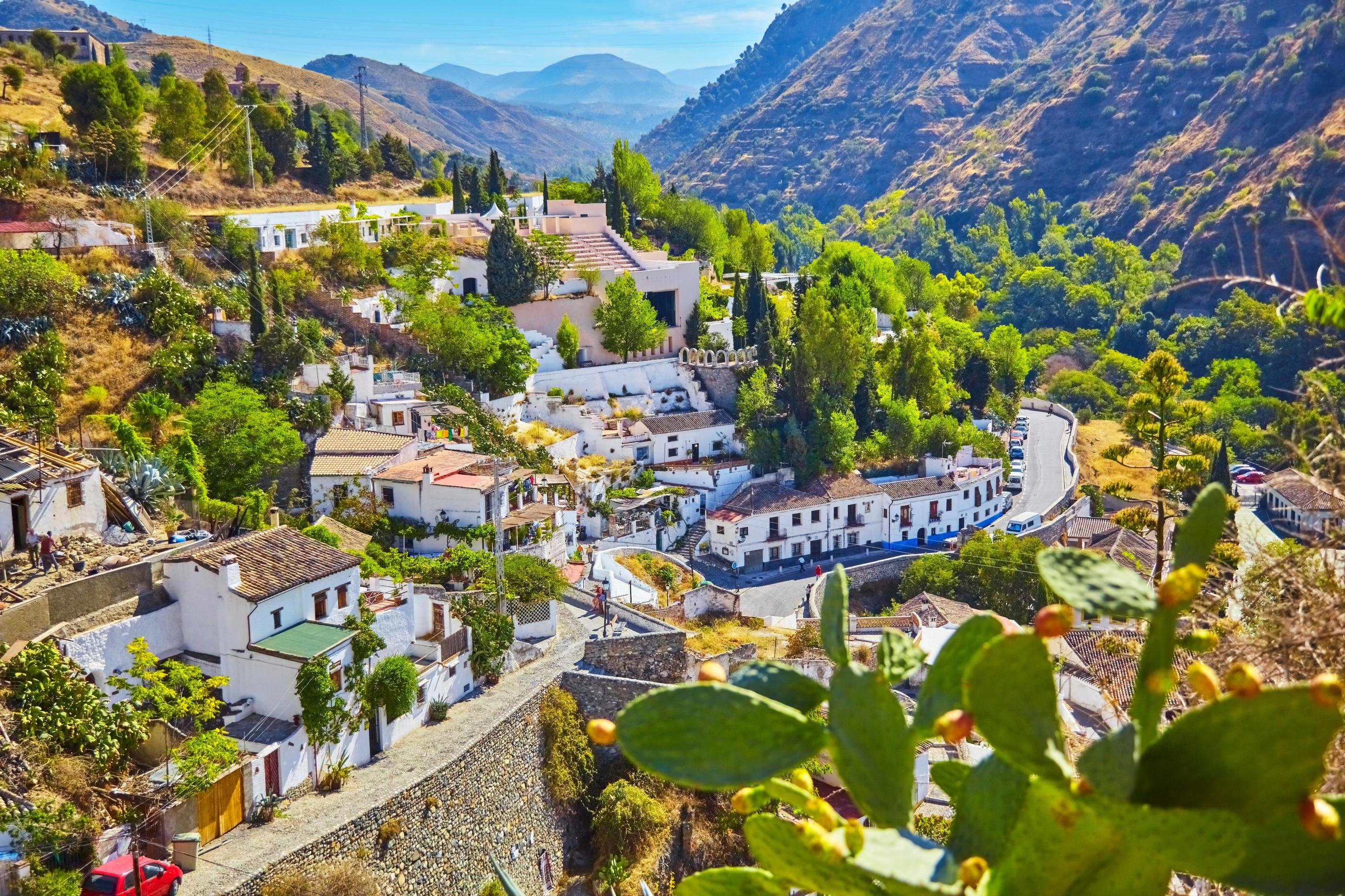 Granada Day Trip: Albayzín & Sacromonte Walking Tour