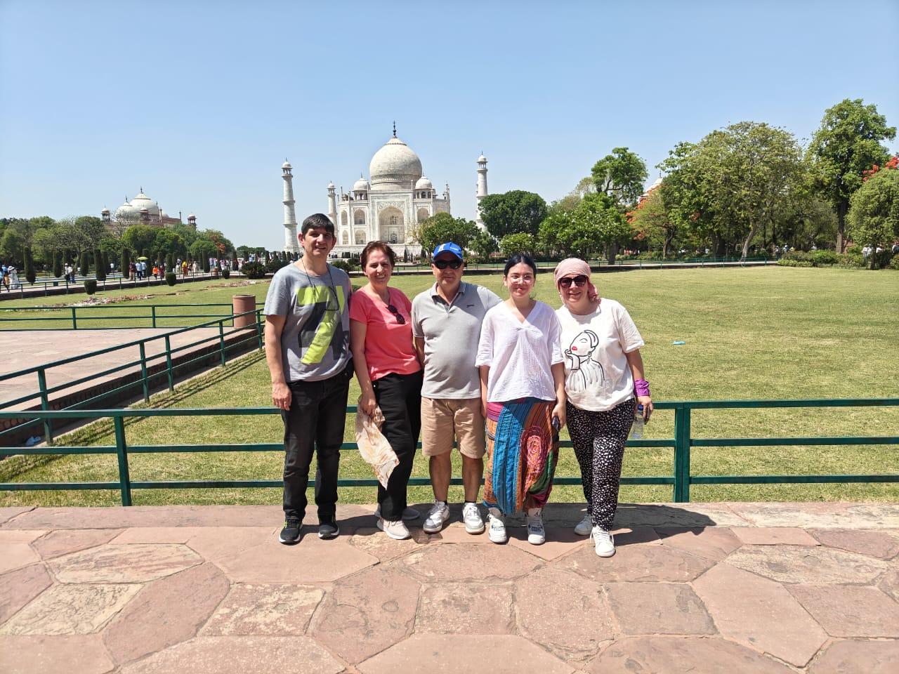 Jaipur to Taj Mahal & Agra Fort Private Day Tour